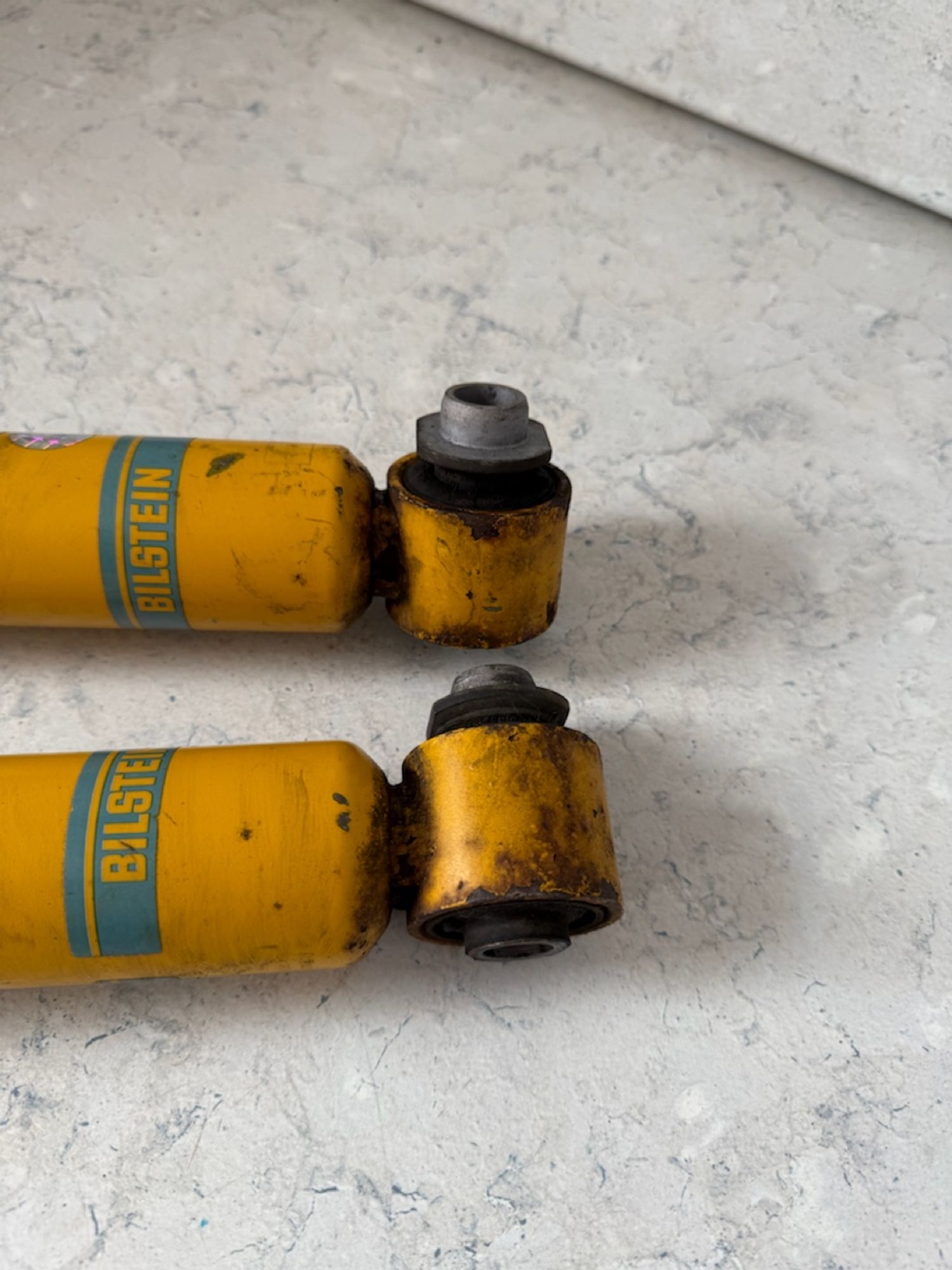 https://gcs.partsauto.market/rn-stockpro.appspot.com/thmbs/userImages/a909ba6a315635f66d2dc9265c66c6a4/part/ce68eb11-59b5-4521-a5d9-b29ac383733d_1747472788042.jpg