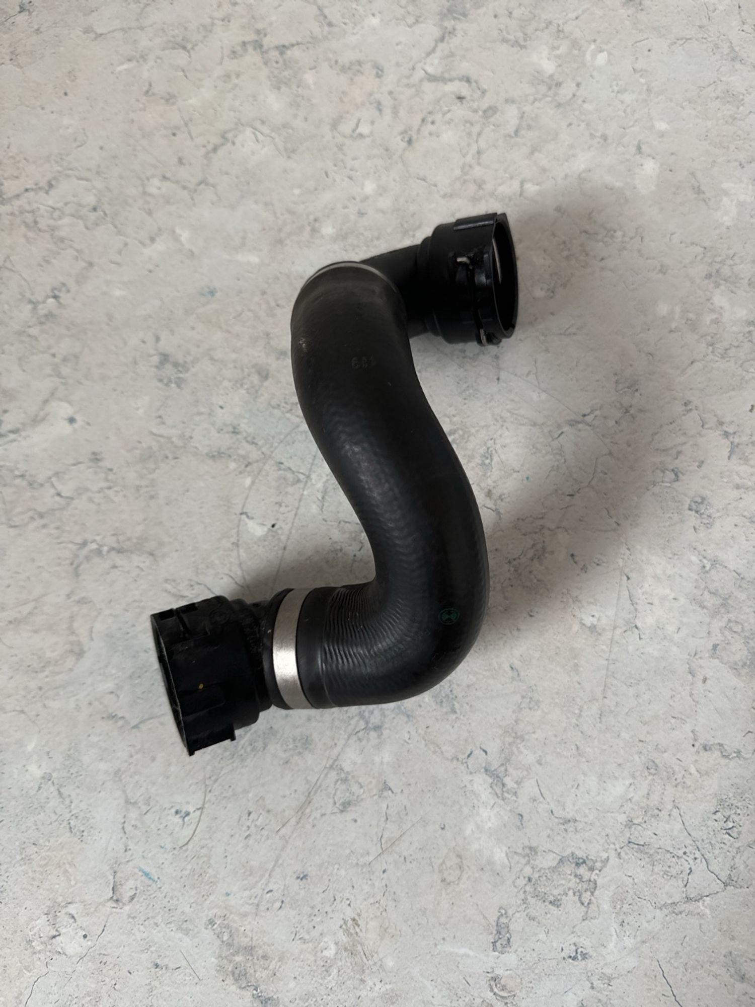 https://gcs.partsauto.market/rn-stockpro.appspot.com/thmbs/userImages/a909ba6a315635f66d2dc9265c66c6a4/part/d93f87d0-099e-4118-b7ac-0dcb691dba09_1746613709311.jpg