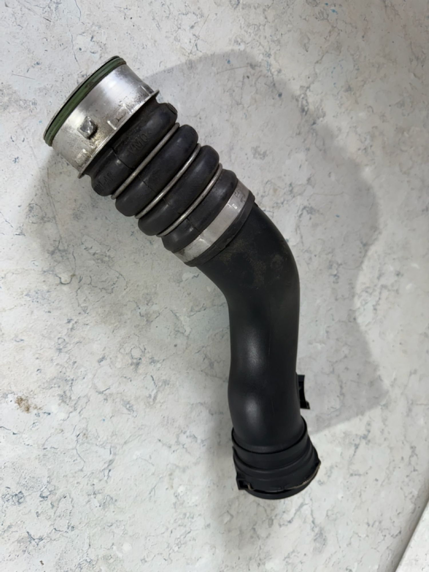 https://gcs.partsauto.market/rn-stockpro.appspot.com/thmbs/userImages/a909ba6a315635f66d2dc9265c66c6a4/part/dd902e65-15c1-4fd5-b326-10e2a3a7120a_1747139663509.jpg