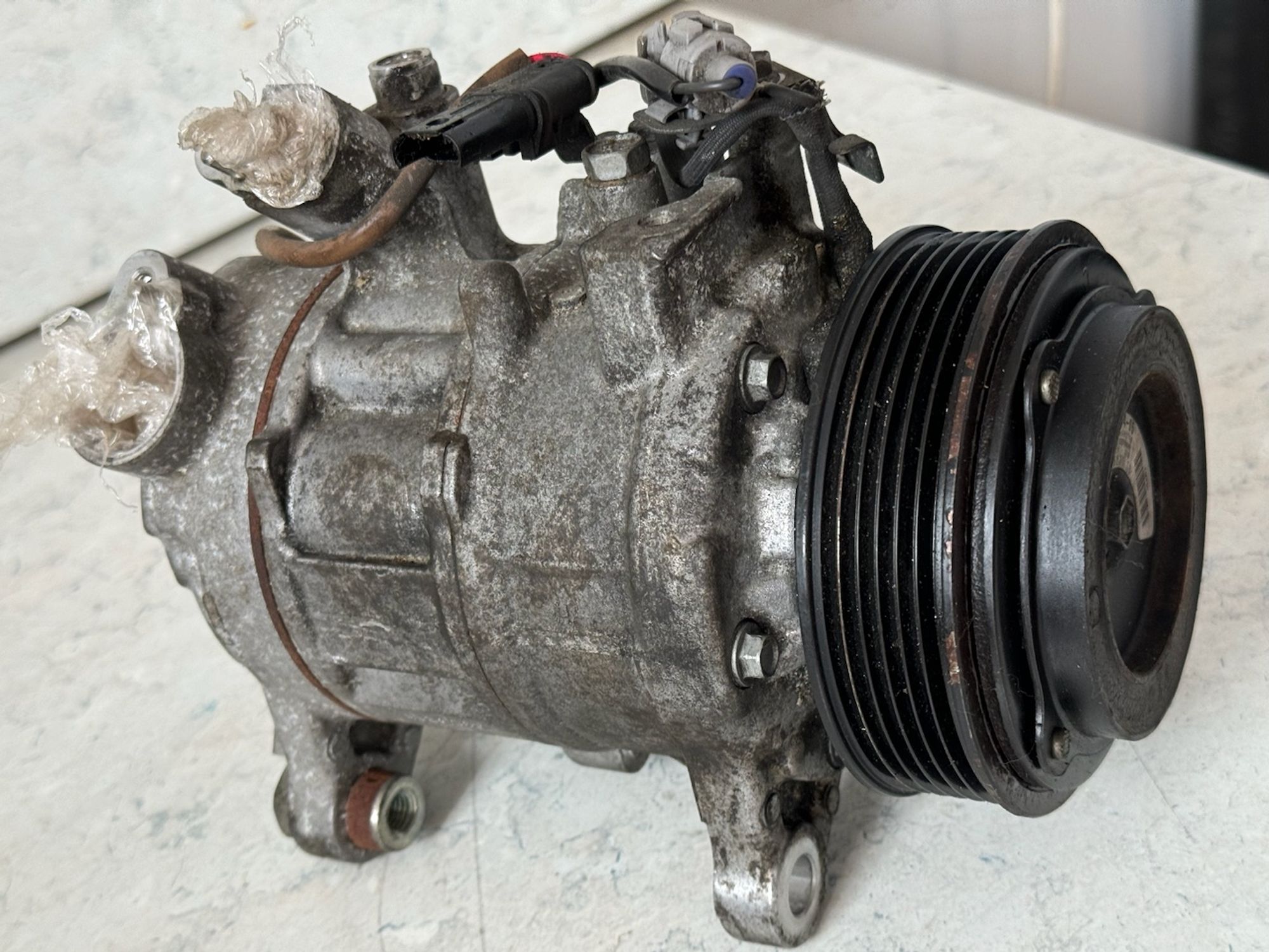 https://gcs.partsauto.market/rn-stockpro.appspot.com/thmbs/userImages/a909ba6a315635f66d2dc9265c66c6a4/part/e100cc2b-063d-4f1a-9dcd-b3aab2a4ad7c_1746612961520.jpg