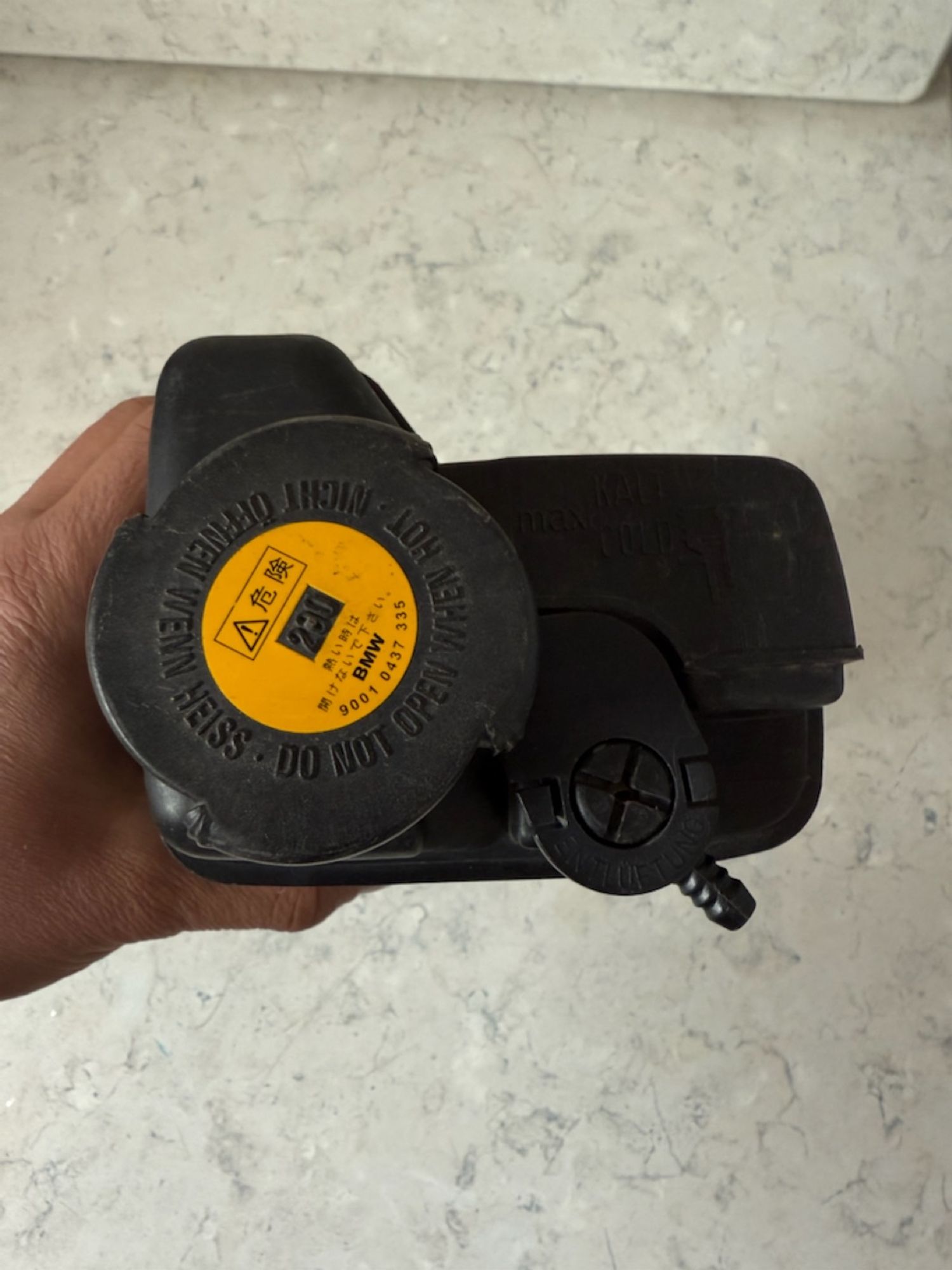 https://gcs.partsauto.market/rn-stockpro.appspot.com/thmbs/userImages/a909ba6a315635f66d2dc9265c66c6a4/part/e68f7de8-4647-4cba-a9fa-42bb3bdd8df2_1746448813541.jpg
