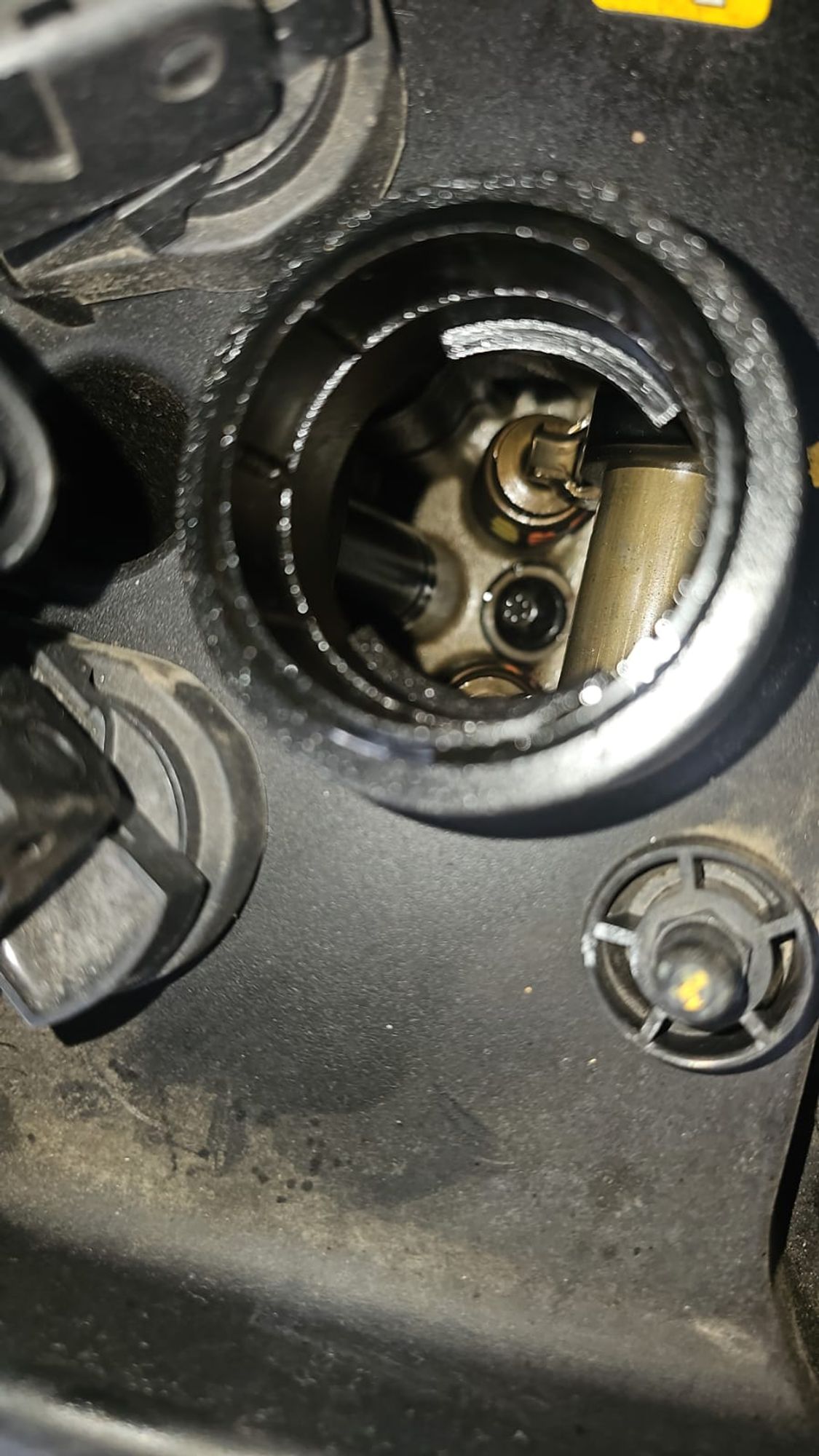 https://gcs.partsauto.market/rn-stockpro.appspot.com/thmbs/userImages/a909ba6a315635f66d2dc9265c66c6a4/part/e9691169-840f-443e-a455-00a5f4206b2d_1746543774833.jpg