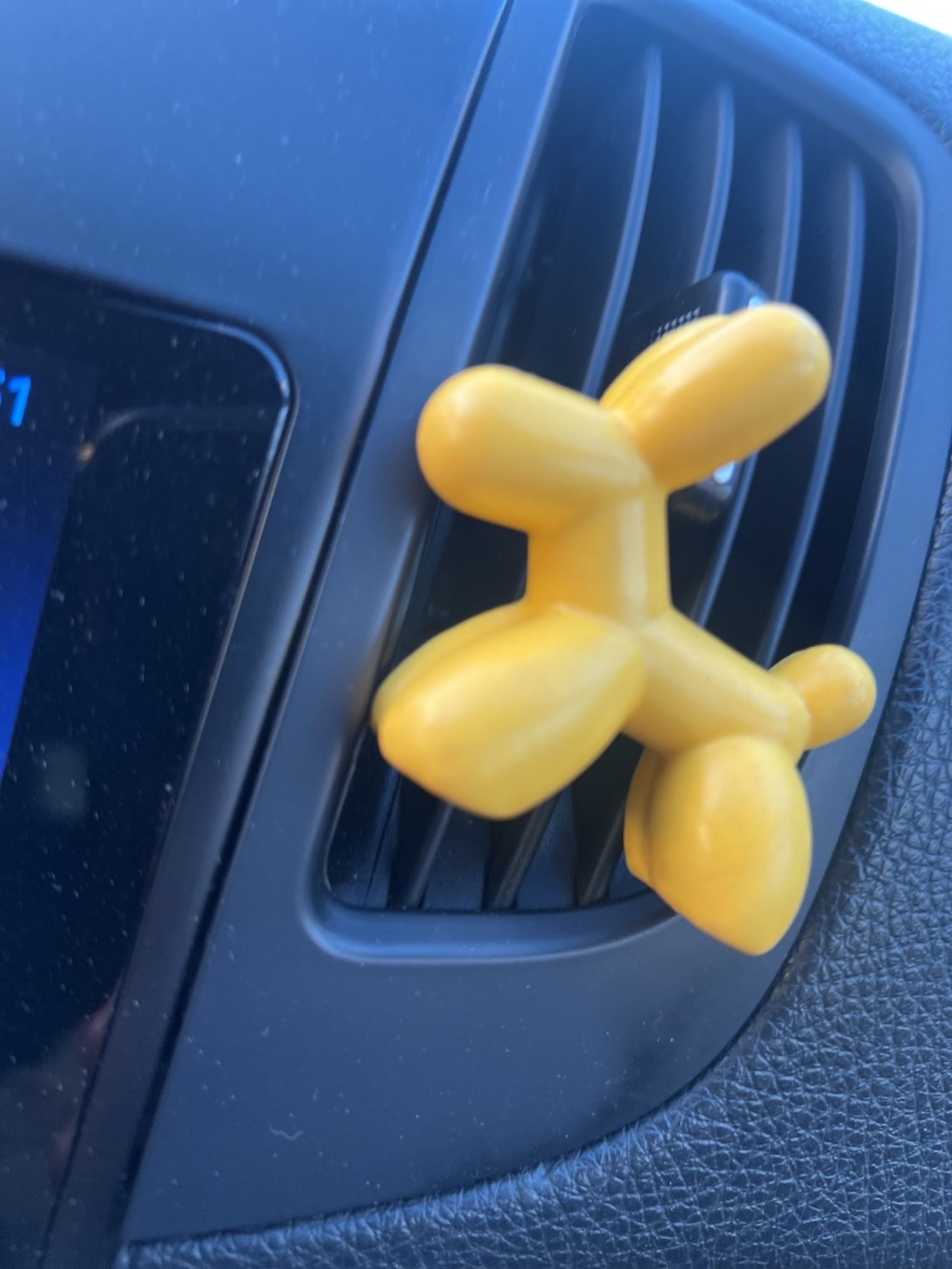 https://gcs.partsauto.market/rn-stockpro.appspot.com/thmbs/userImages/aa29cdc6c711a260495b66e7b9acbe69/car/c25a2861-12a4-47ca-ac58-aa958621c9f8_1746895881334.jpg