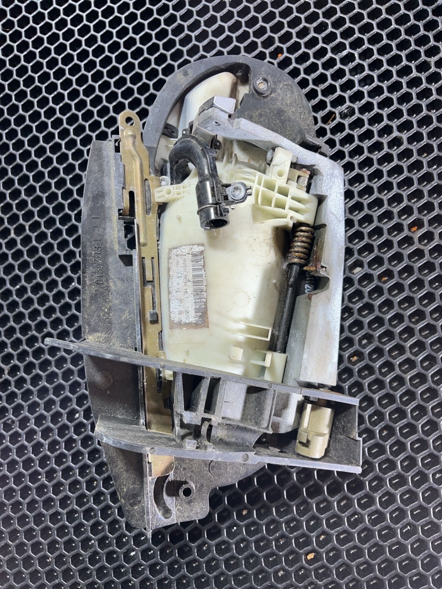 https://gcs.partsauto.market/rn-stockpro.appspot.com/thmbs/userImages/aa29cdc6c711a260495b66e7b9acbe69/part/04e552fd-36da-4653-a660-8f3ab50b417c_1746901043783.jpg