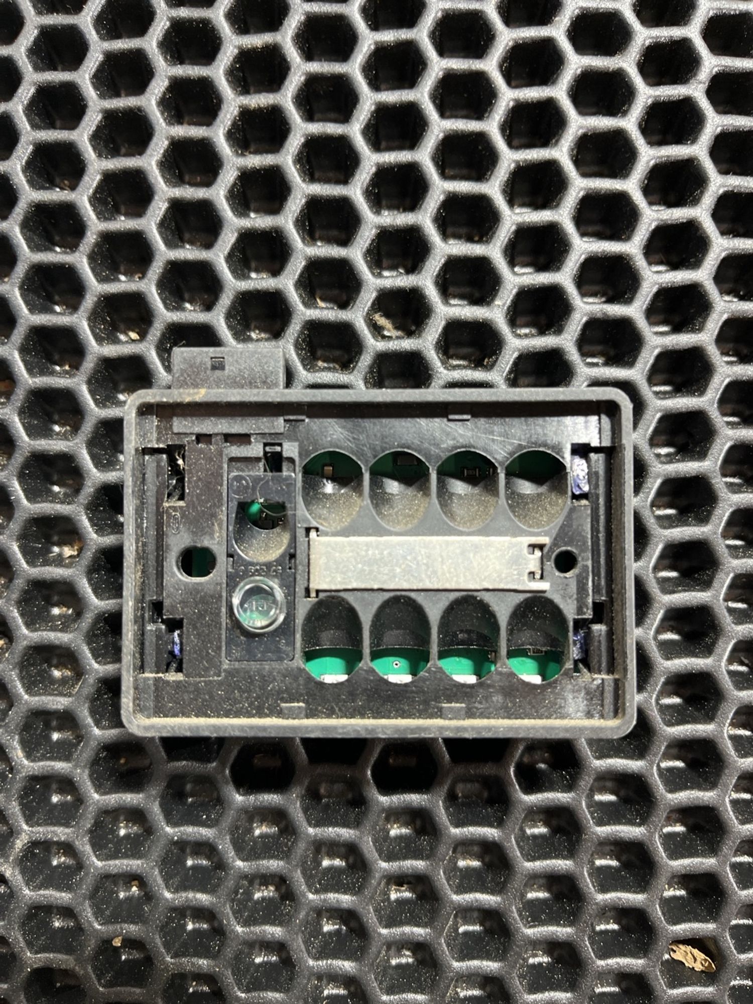 https://gcs.partsauto.market/rn-stockpro.appspot.com/thmbs/userImages/aa29cdc6c711a260495b66e7b9acbe69/part/2f26ecd3-7dc0-4f32-9d6c-aa32925e0028_1746887975480.jpg