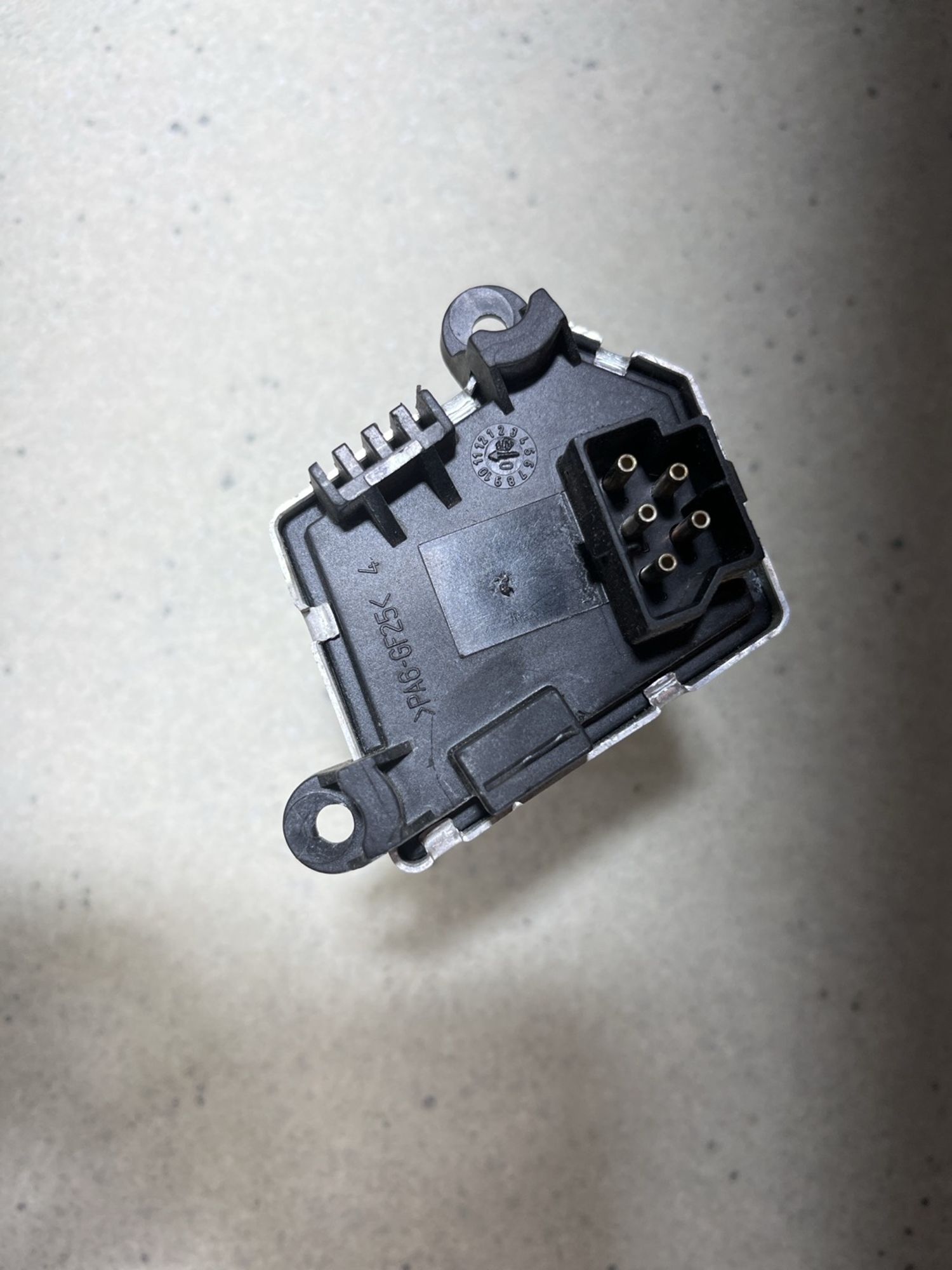 https://gcs.partsauto.market/rn-stockpro.appspot.com/thmbs/userImages/aa29cdc6c711a260495b66e7b9acbe69/part/38bb94b6-c272-4b7d-a0b2-d509843935c8_1746881255193.jpg
