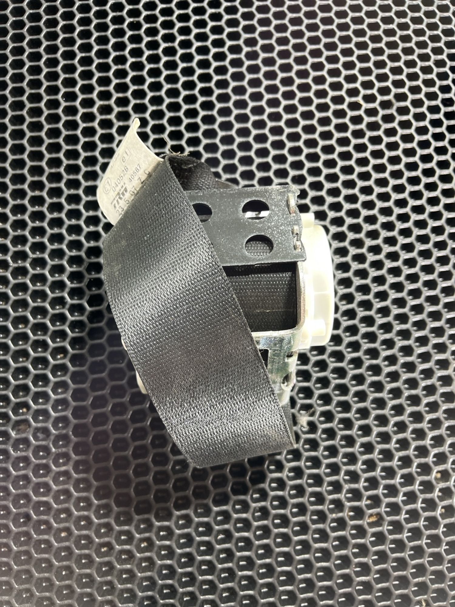 https://gcs.partsauto.market/rn-stockpro.appspot.com/thmbs/userImages/aa29cdc6c711a260495b66e7b9acbe69/part/86161610-8aeb-4812-829b-51a274fb1b5f_1746886473328.jpg
