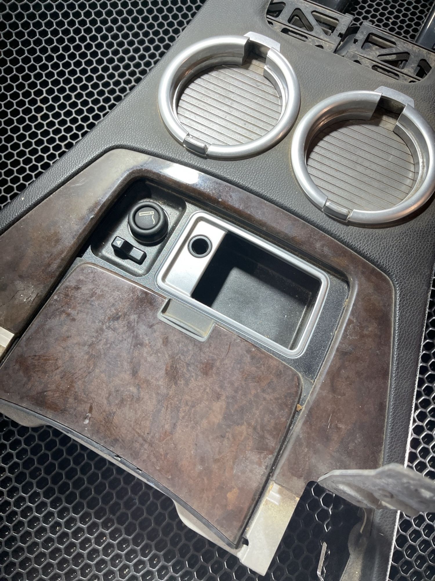 https://gcs.partsauto.market/rn-stockpro.appspot.com/thmbs/userImages/aa29cdc6c711a260495b66e7b9acbe69/part/86e6b56a-6f96-4106-af01-6803b4053450_1746888782047.jpg