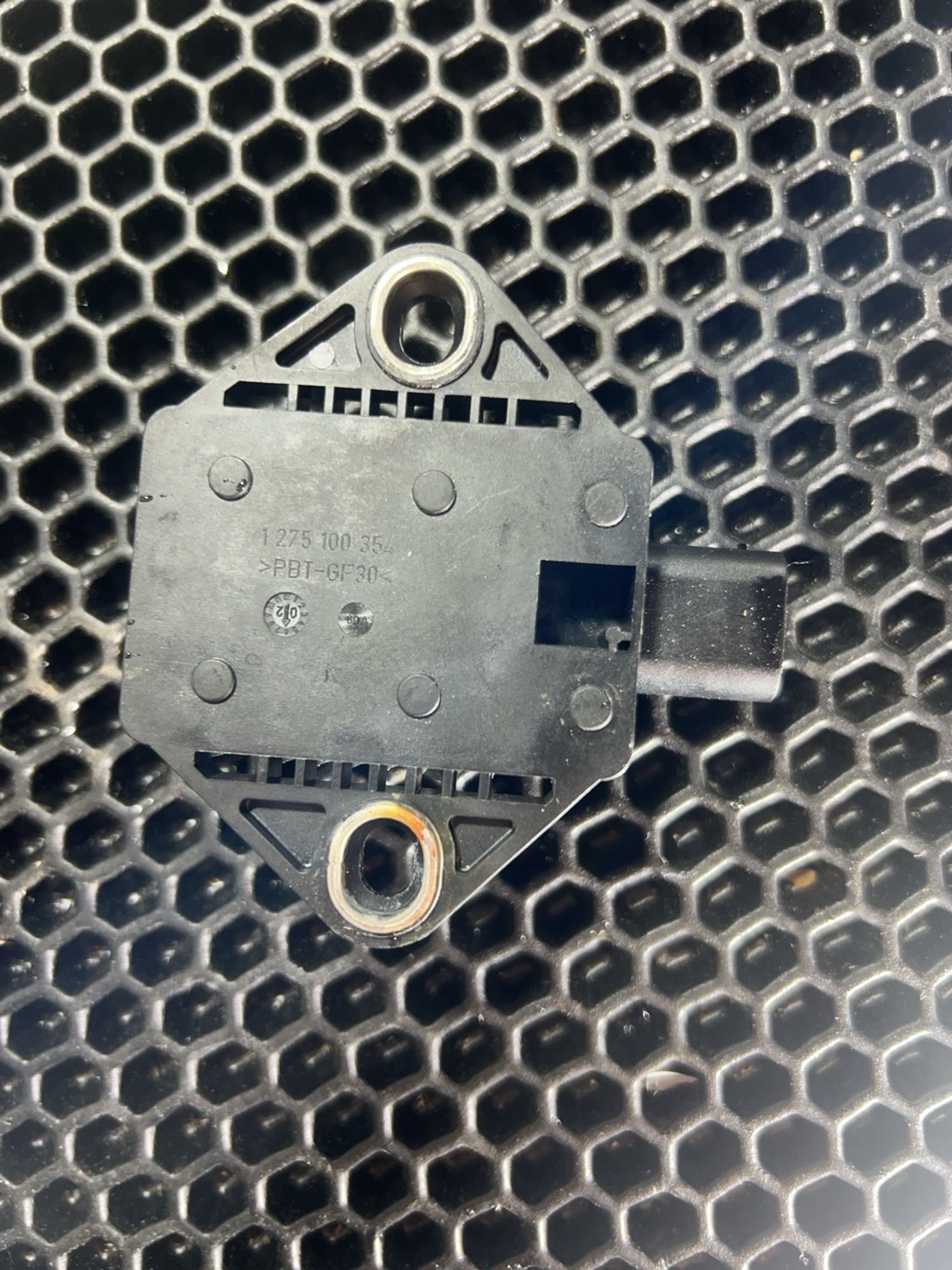https://gcs.partsauto.market/rn-stockpro.appspot.com/thmbs/userImages/aa29cdc6c711a260495b66e7b9acbe69/part/b401b8ec-fcaa-4933-a2ab-51ad7c00ef0a_1746892122311.jpg