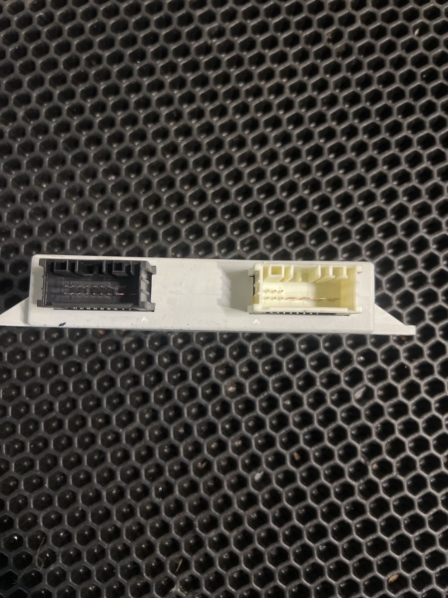 https://gcs.partsauto.market/rn-stockpro.appspot.com/thmbs/userImages/aa29cdc6c711a260495b66e7b9acbe69/part/dc883844-ebbc-4f76-87ee-67ba9e7ae8ed_1746894658482.jpg