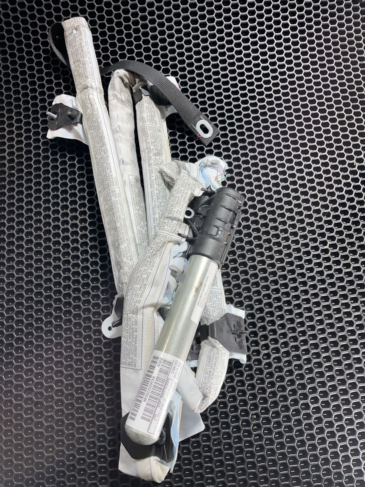 https://gcs.partsauto.market/rn-stockpro.appspot.com/thmbs/userImages/aa29cdc6c711a260495b66e7b9acbe69/part/e2414979-4778-4dbe-875f-3ef1c1afd16f_1746885312124.jpg