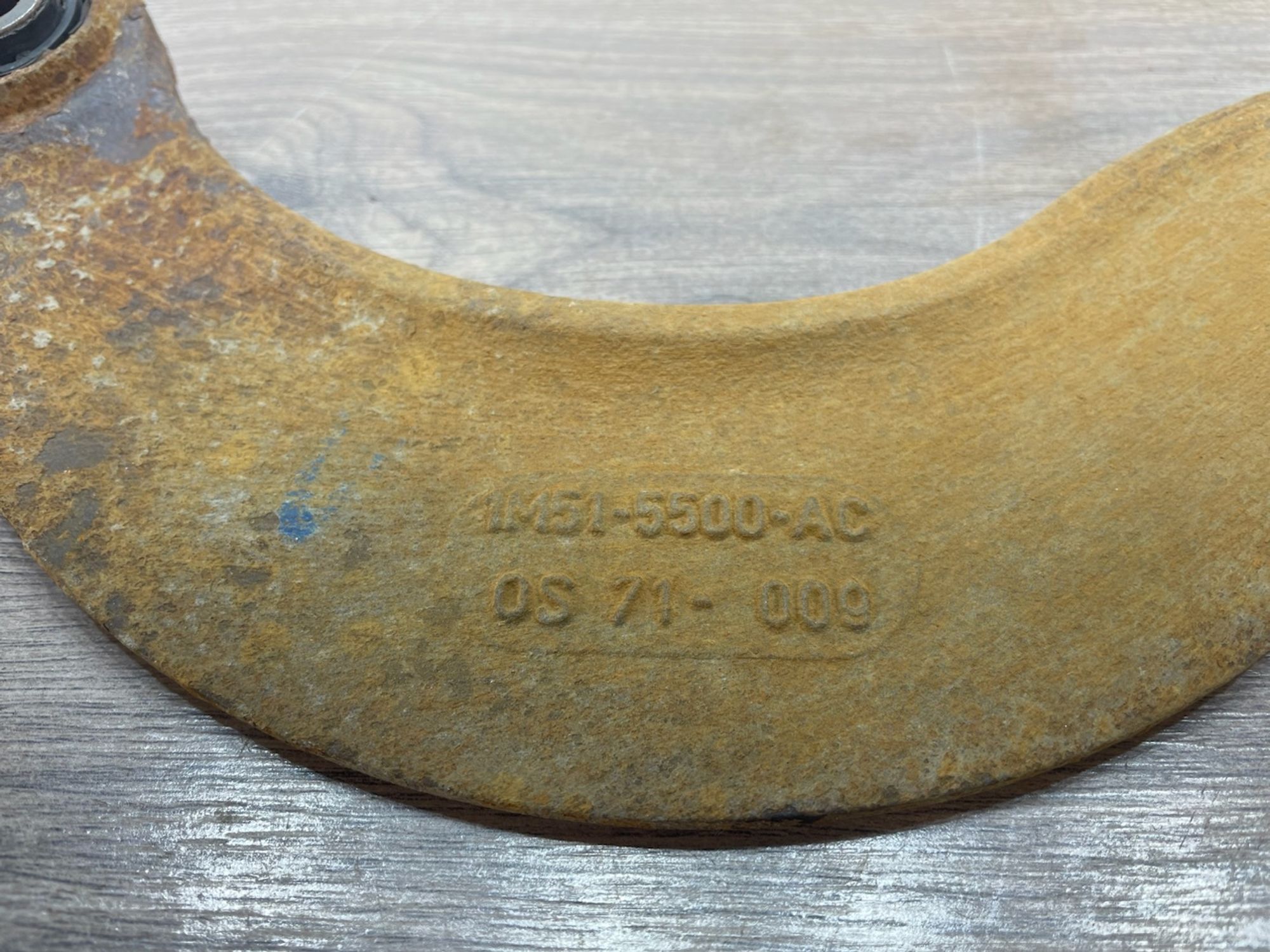 https://gcs.partsauto.market/rn-stockpro.appspot.com/thmbs/userImages/afb38d96ab8c9795ecac00e406b21163/part/35ed11b9-0e51-4a0e-b412-c675c44e4321_1747231321366.jpg