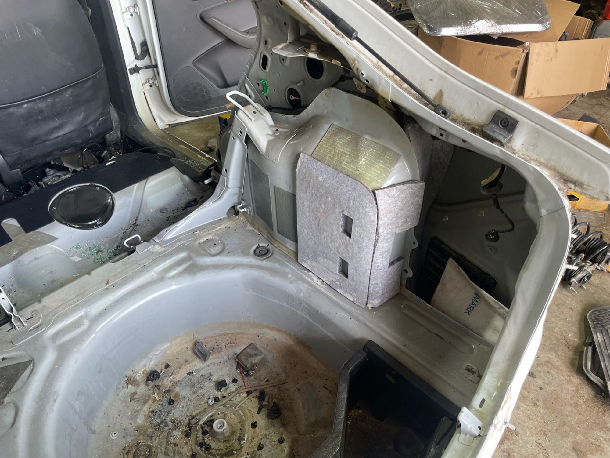 https://gcs.partsauto.market/rn-stockpro.appspot.com/thmbs/userImages/afb38d96ab8c9795ecac00e406b21163/part/3f27e0e9-62d7-4e2c-99a8-41ba438f2d3b_1748248979429.jpg