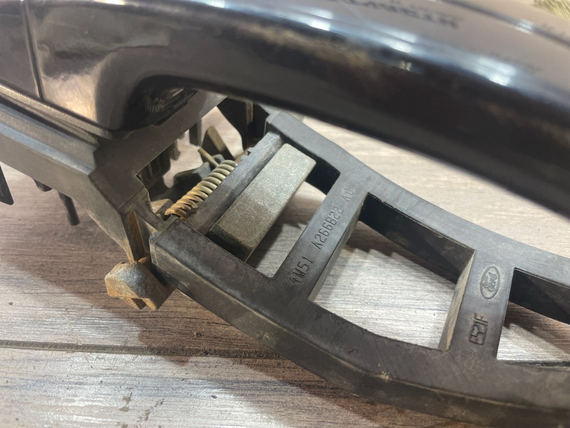 https://gcs.partsauto.market/rn-stockpro.appspot.com/thmbs/userImages/afb38d96ab8c9795ecac00e406b21163/part/5d69a123-628d-431e-ac1f-f10aa50abc76_1748327186710.jpg