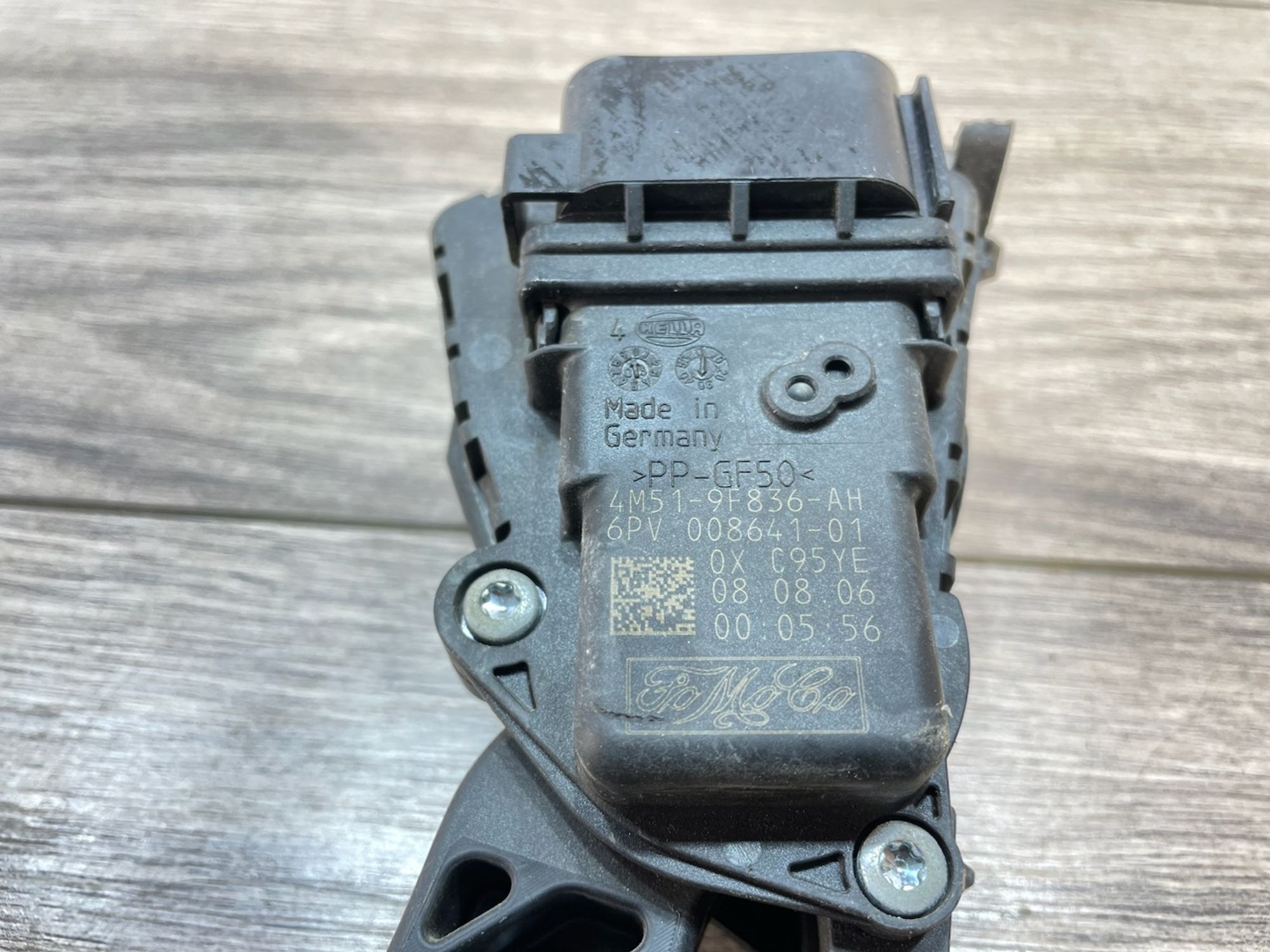 https://gcs.partsauto.market/rn-stockpro.appspot.com/thmbs/userImages/afb38d96ab8c9795ecac00e406b21163/part/5e637aa7-0362-4eaf-8d3f-6c88d75fda47_1747045256998.jpg