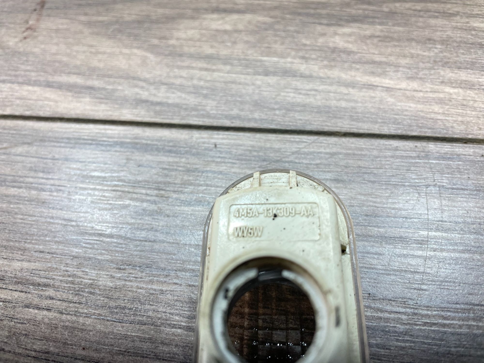 https://gcs.partsauto.market/rn-stockpro.appspot.com/thmbs/userImages/afb38d96ab8c9795ecac00e406b21163/part/85f75018-3008-4447-95da-ee35b0f9a136_1747048773147.jpg