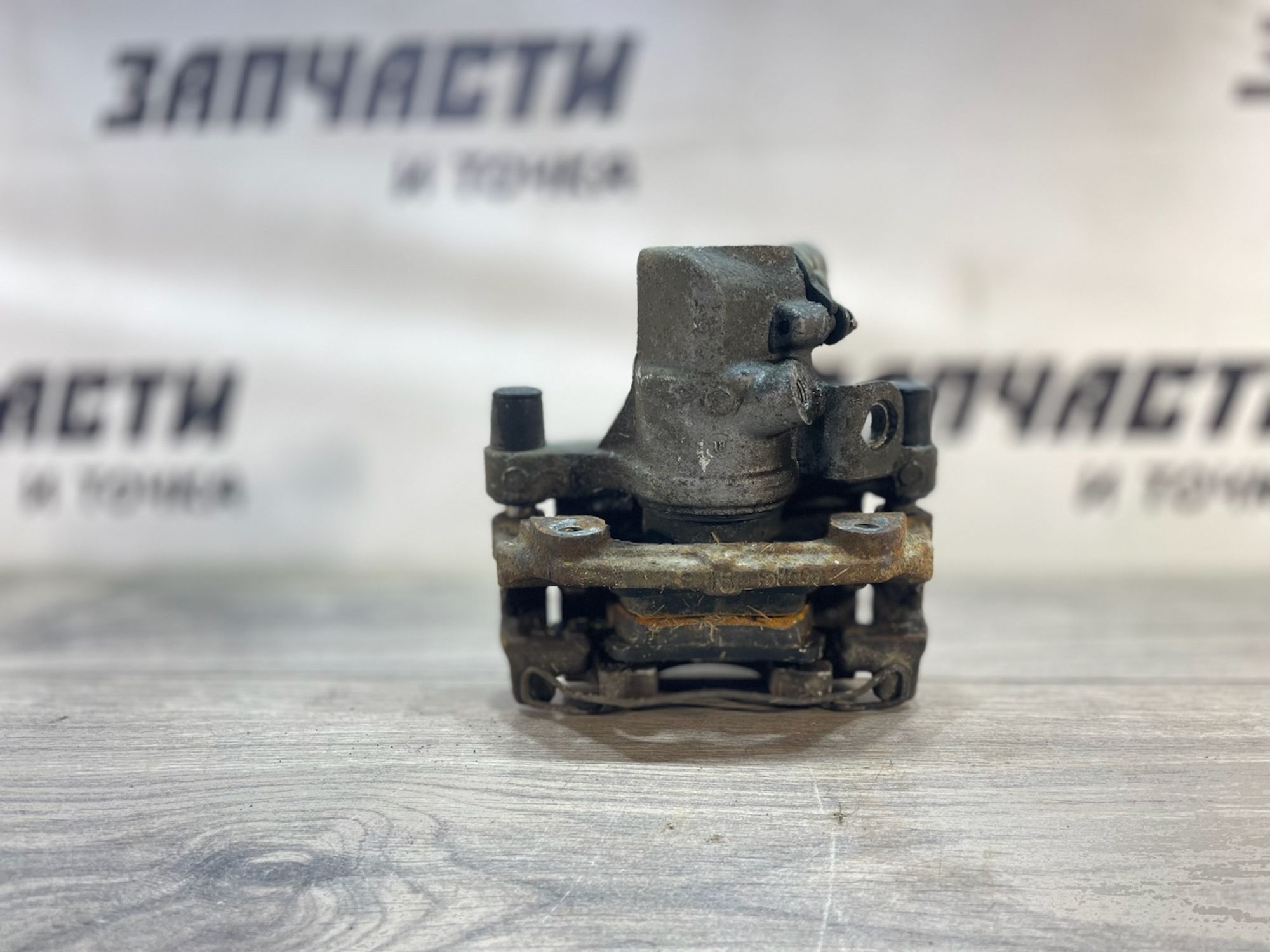 https://gcs.partsauto.market/rn-stockpro.appspot.com/thmbs/userImages/afb38d96ab8c9795ecac00e406b21163/part/a90d1e5f-13ca-473b-93ca-e62cbaf5f3ea_1747297617058.jpg