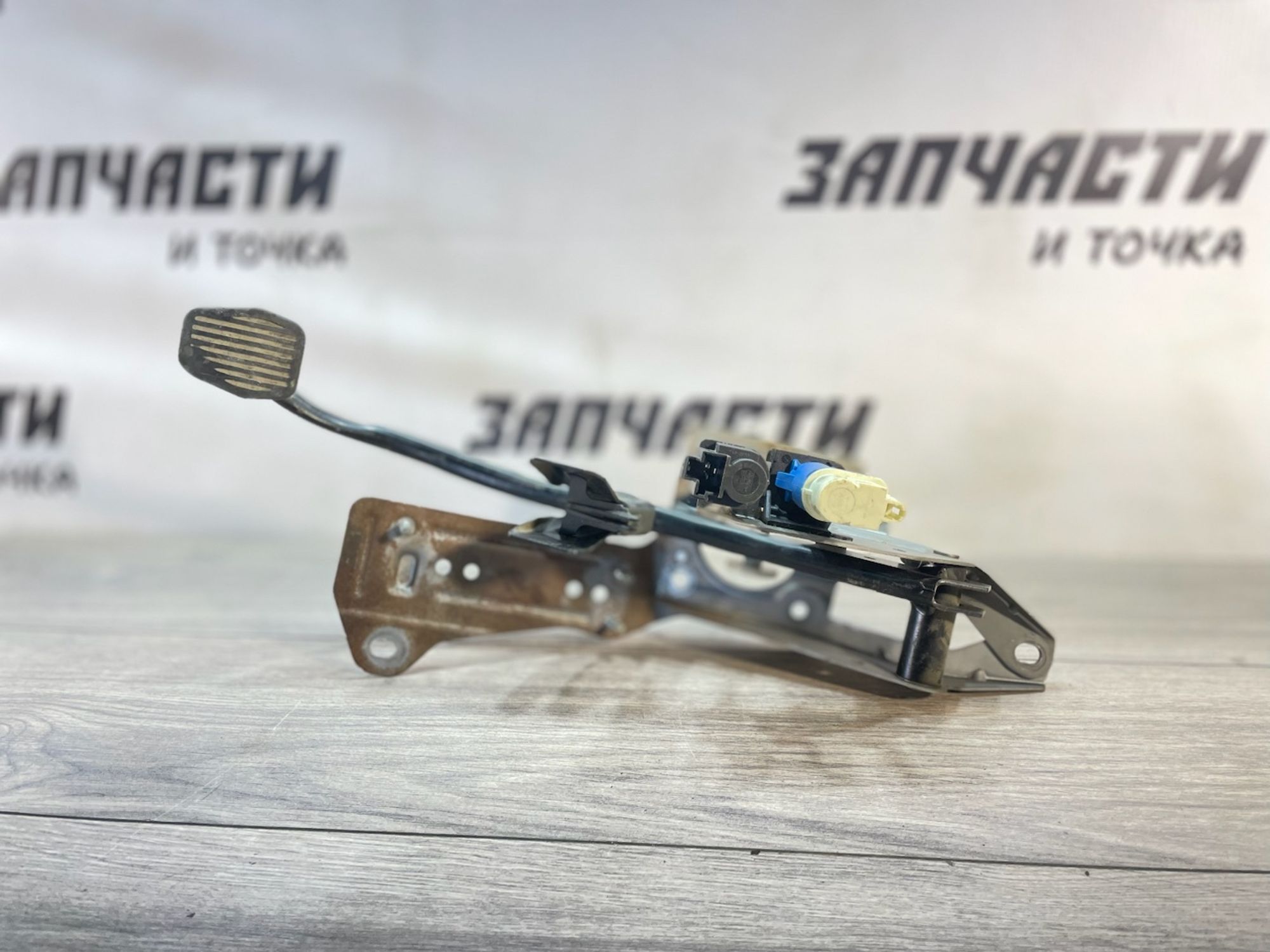 https://gcs.partsauto.market/rn-stockpro.appspot.com/thmbs/userImages/afb38d96ab8c9795ecac00e406b21163/part/f0417b67-429d-4697-a238-c8c807d71e6f_1747045099987.jpg