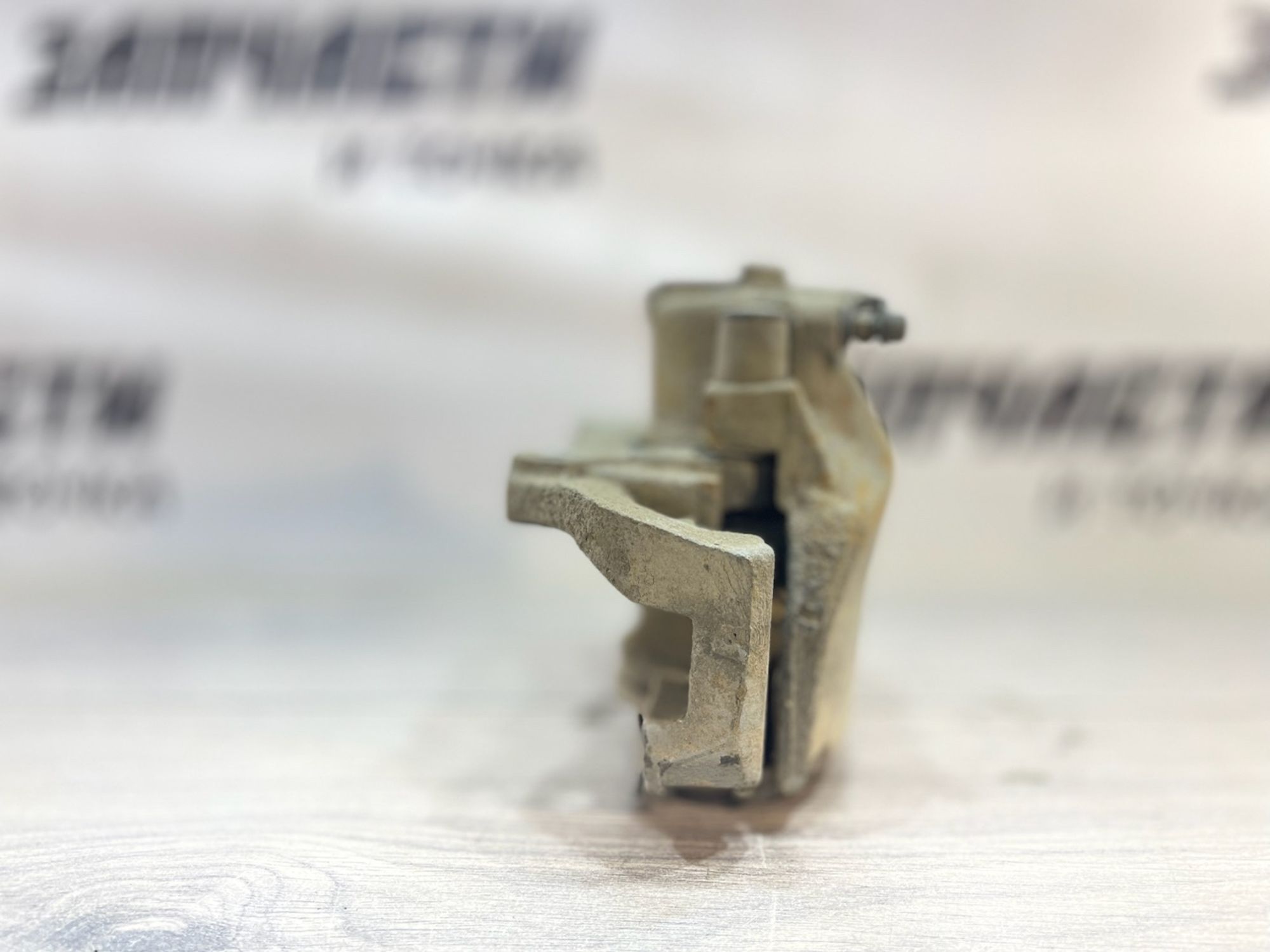 https://gcs.partsauto.market/rn-stockpro.appspot.com/thmbs/userImages/afb38d96ab8c9795ecac00e406b21163/part/fa7d07b3-1180-4925-ac2a-dac6e7cd933d_1747313645875.jpg
