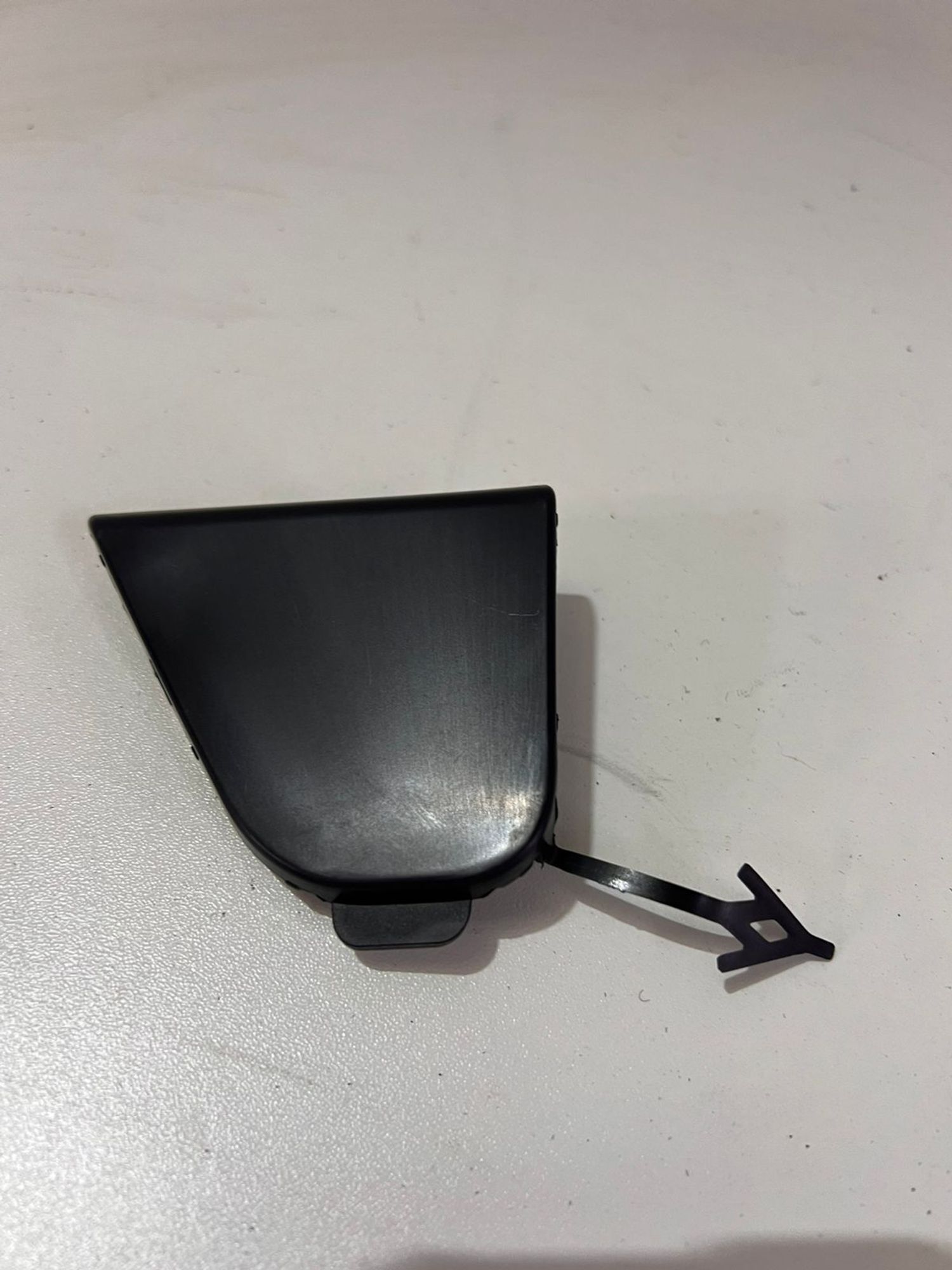 https://gcs.partsauto.market/rn-stockpro.appspot.com/thmbs/userImages/b0b9a13fd937e85c47f97fb63f733192/part/4d084c80-316c-4d4f-9da9-2591789173c5_1730441625319.jpg