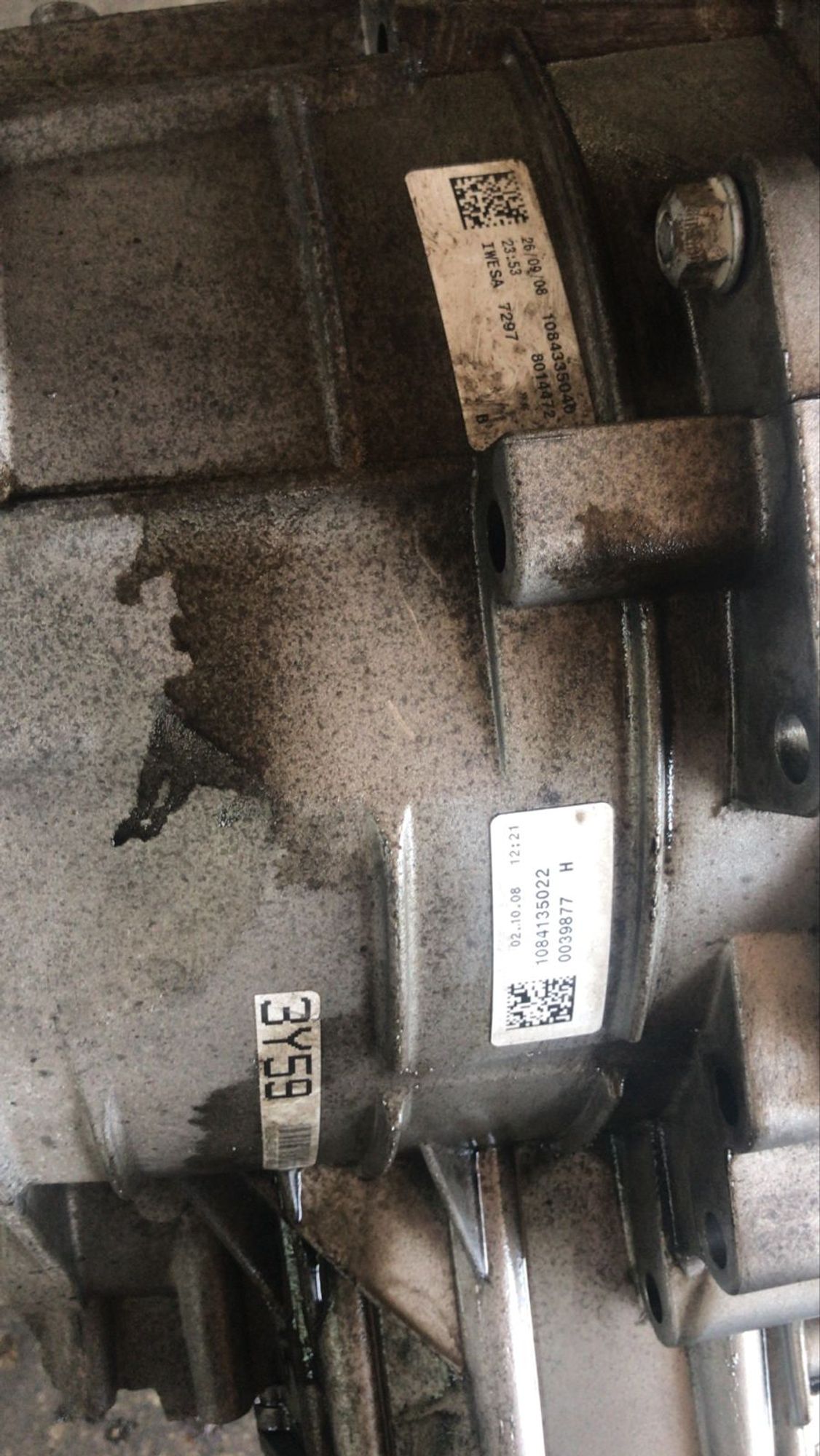 https://gcs.partsauto.market/rn-stockpro.appspot.com/thmbs/userImages/b51960b0e7d1179fccad8f4ecd9393ed/part/02d58db3-d82b-4869-bcee-5f37206f401f_1749032708338.jpg