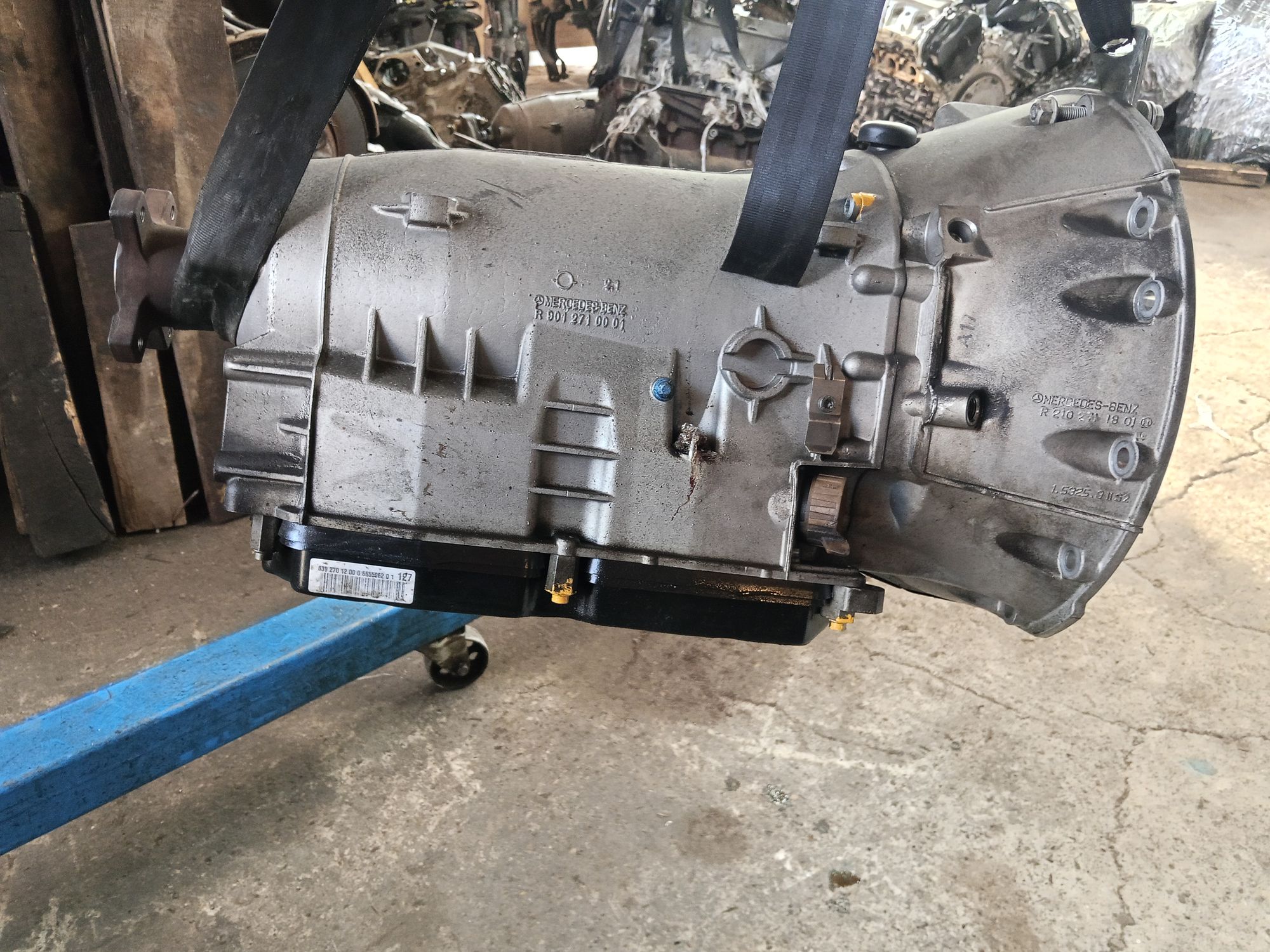 https://gcs.partsauto.market/rn-stockpro.appspot.com/thmbs/userImages/b51960b0e7d1179fccad8f4ecd9393ed/part/fff091f3-4371-41e8-8864-14fa949f3172_1749041213383.jpg