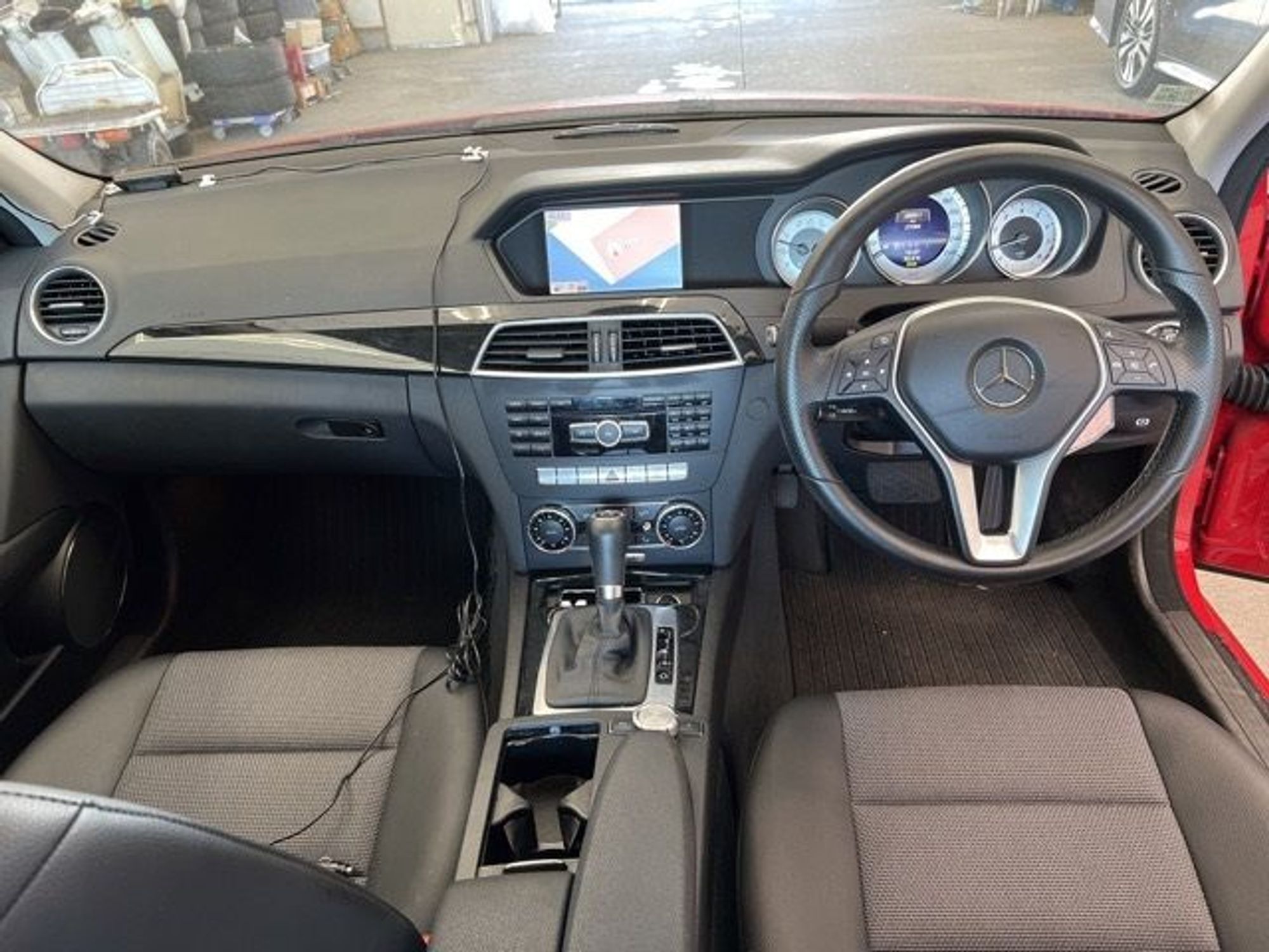 https://gcs.partsauto.market/rn-stockpro.appspot.com/thmbs/userImages/b7628e092085f1f91467af1afb6e7630/car/d3840eed-474a-4077-9e3f-c9b494e38072_1733277509564.jpg