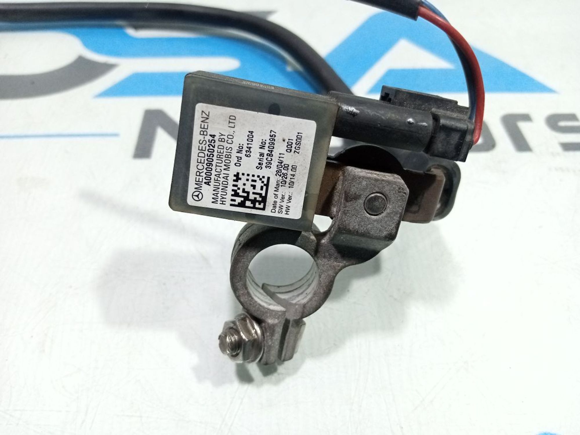 https://gcs.partsauto.market/rn-stockpro.appspot.com/thmbs/userImages/b7628e092085f1f91467af1afb6e7630/part/009d2edc-6038-458d-863c-13eb3fdb85e9_1748864032272.jpg