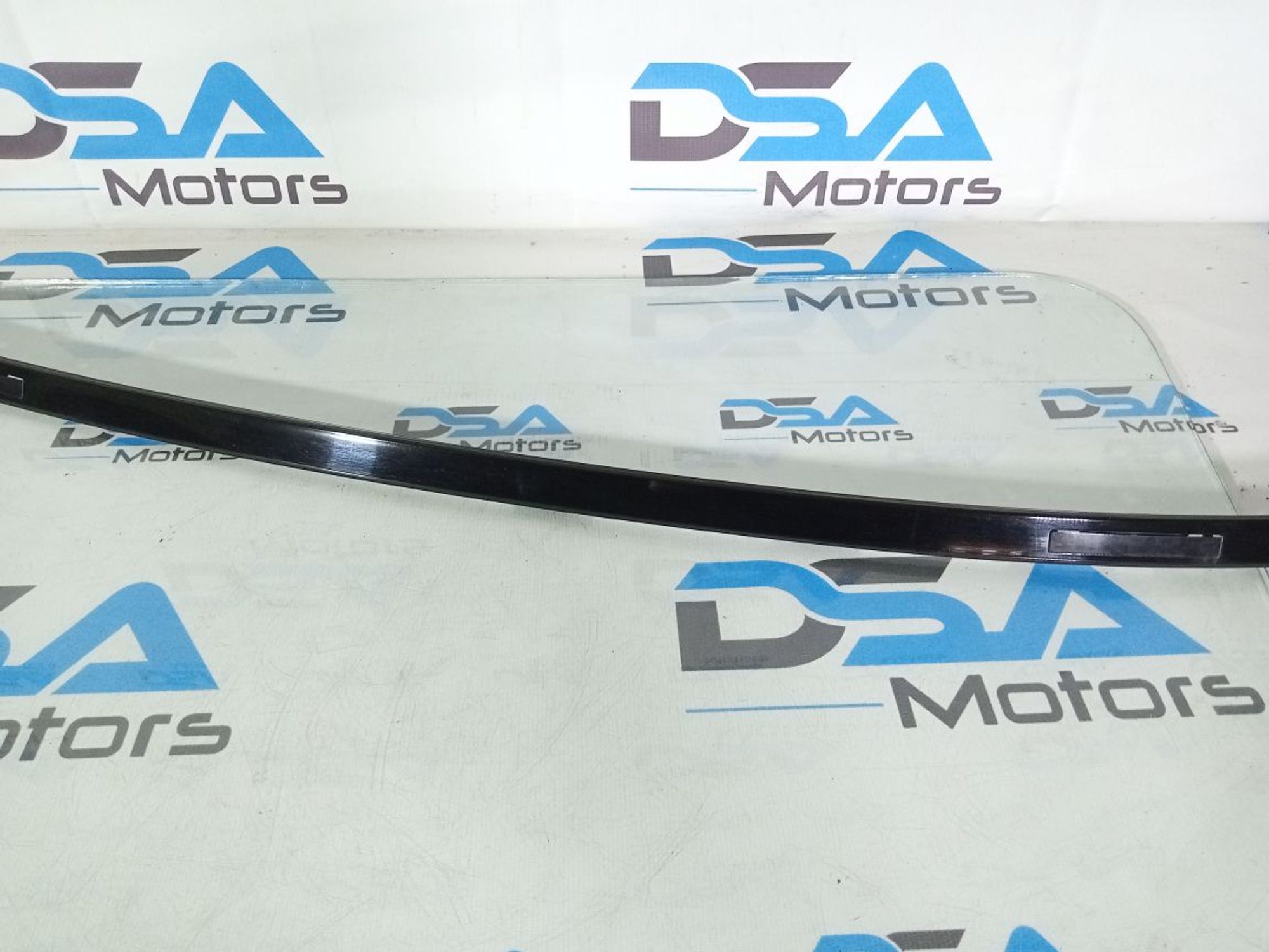 https://gcs.partsauto.market/rn-stockpro.appspot.com/thmbs/userImages/b7628e092085f1f91467af1afb6e7630/part/02aa9948-5828-405e-993a-e91accc4d7ee_1747216943551.jpg