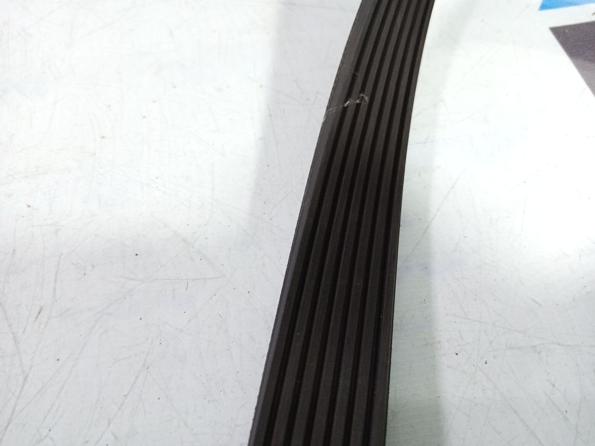 https://gcs.partsauto.market/rn-stockpro.appspot.com/thmbs/userImages/b7628e092085f1f91467af1afb6e7630/part/035681f8-7187-4922-aea6-9e49722872ed_1736431090895.jpg