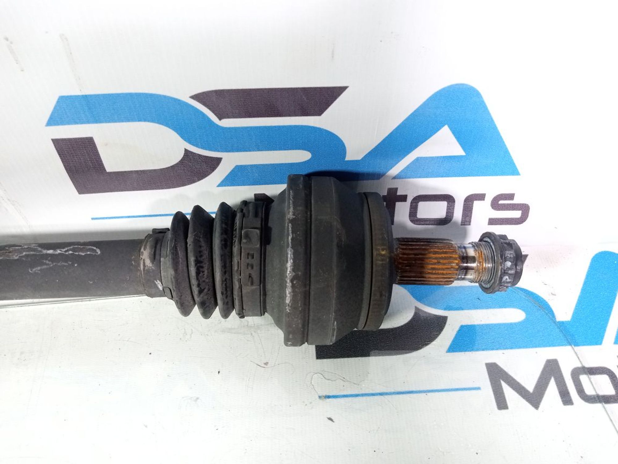 https://gcs.partsauto.market/rn-stockpro.appspot.com/thmbs/userImages/b7628e092085f1f91467af1afb6e7630/part/03a7be6f-3a8b-4fb2-816a-bd3dcac33d6e_1743088208106.jpg