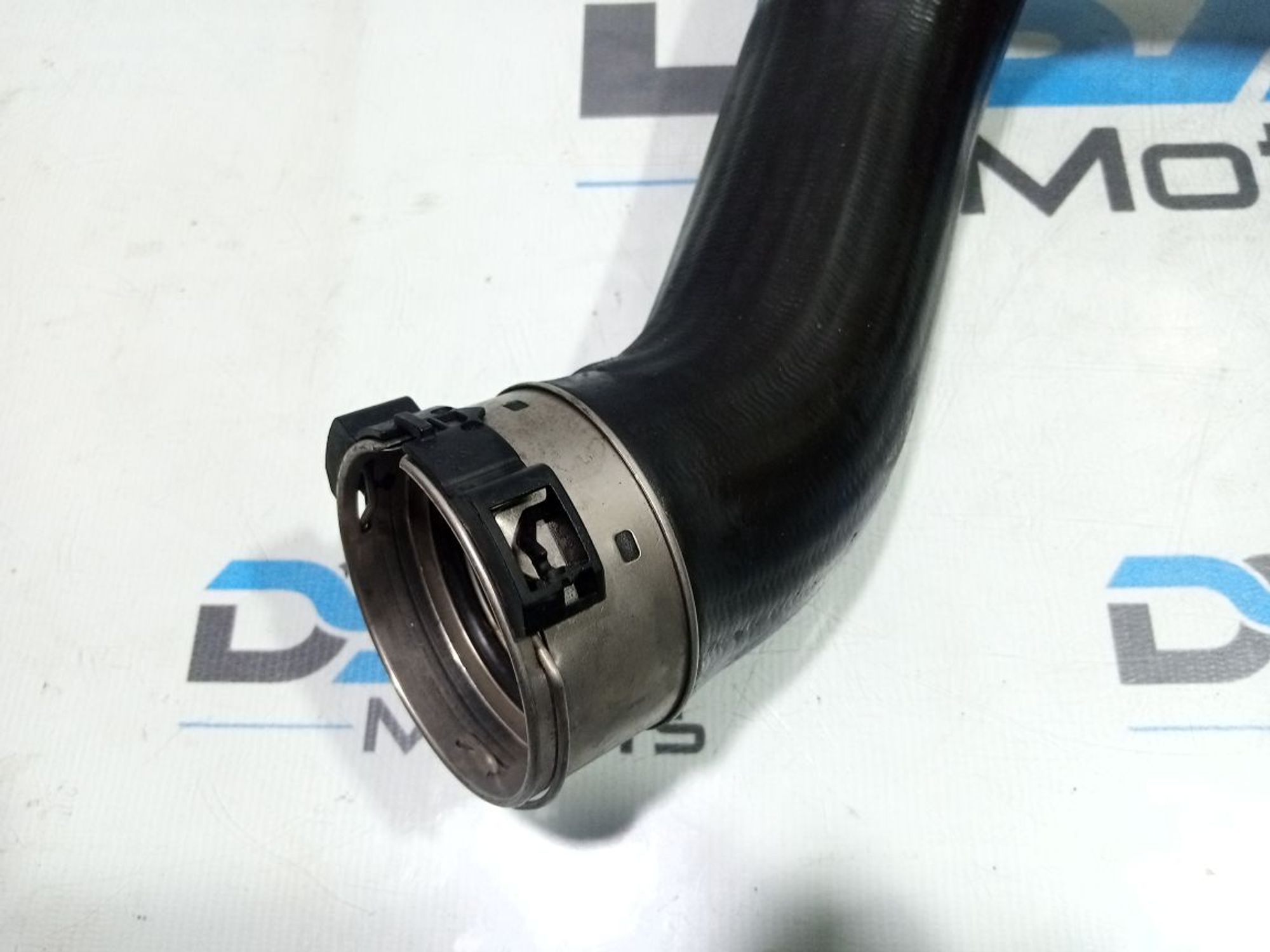 https://gcs.partsauto.market/rn-stockpro.appspot.com/thmbs/userImages/b7628e092085f1f91467af1afb6e7630/part/04368b01-a158-4b28-93ac-1d17a20f30cc_1748888531079.jpg