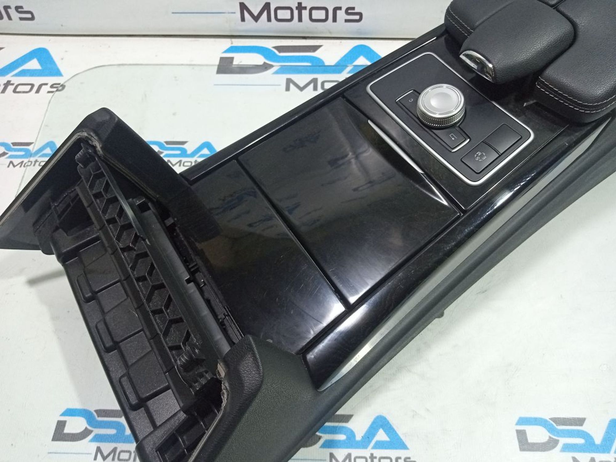 https://gcs.partsauto.market/rn-stockpro.appspot.com/thmbs/userImages/b7628e092085f1f91467af1afb6e7630/part/0438bbbf-f8d0-4fa6-b733-9226d2f2780e_1748890832365.jpg