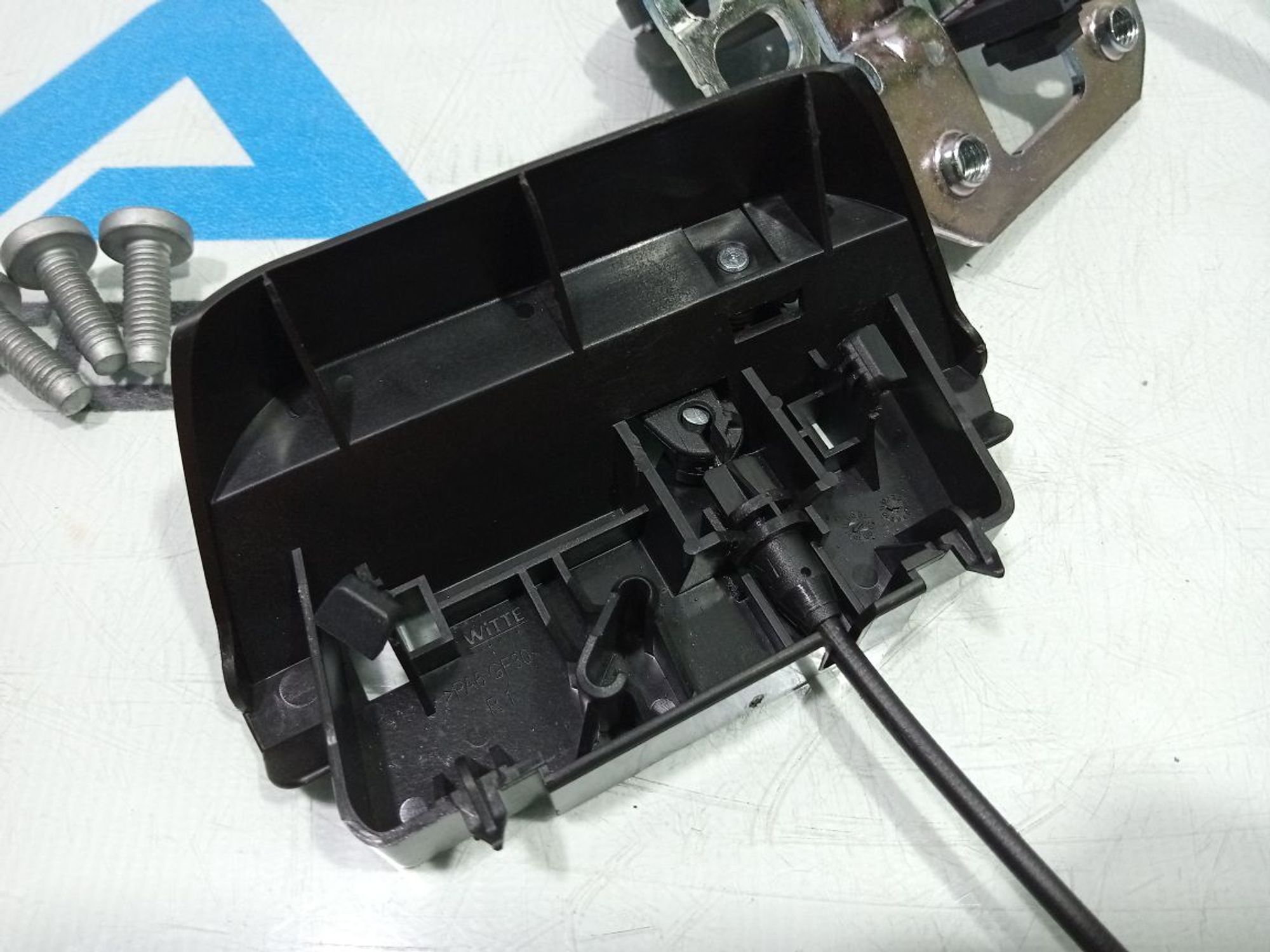 https://gcs.partsauto.market/rn-stockpro.appspot.com/thmbs/userImages/b7628e092085f1f91467af1afb6e7630/part/0439aee0-7005-4826-a1c9-150f6b48ab08_1747758490147.jpg