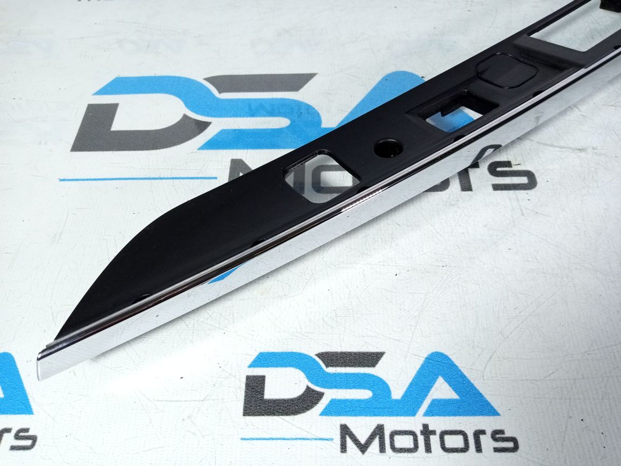 https://gcs.partsauto.market/rn-stockpro.appspot.com/thmbs/userImages/b7628e092085f1f91467af1afb6e7630/part/04fa9b5b-c904-43b3-9c79-c0c458f8d8e1_1745404338364.jpg