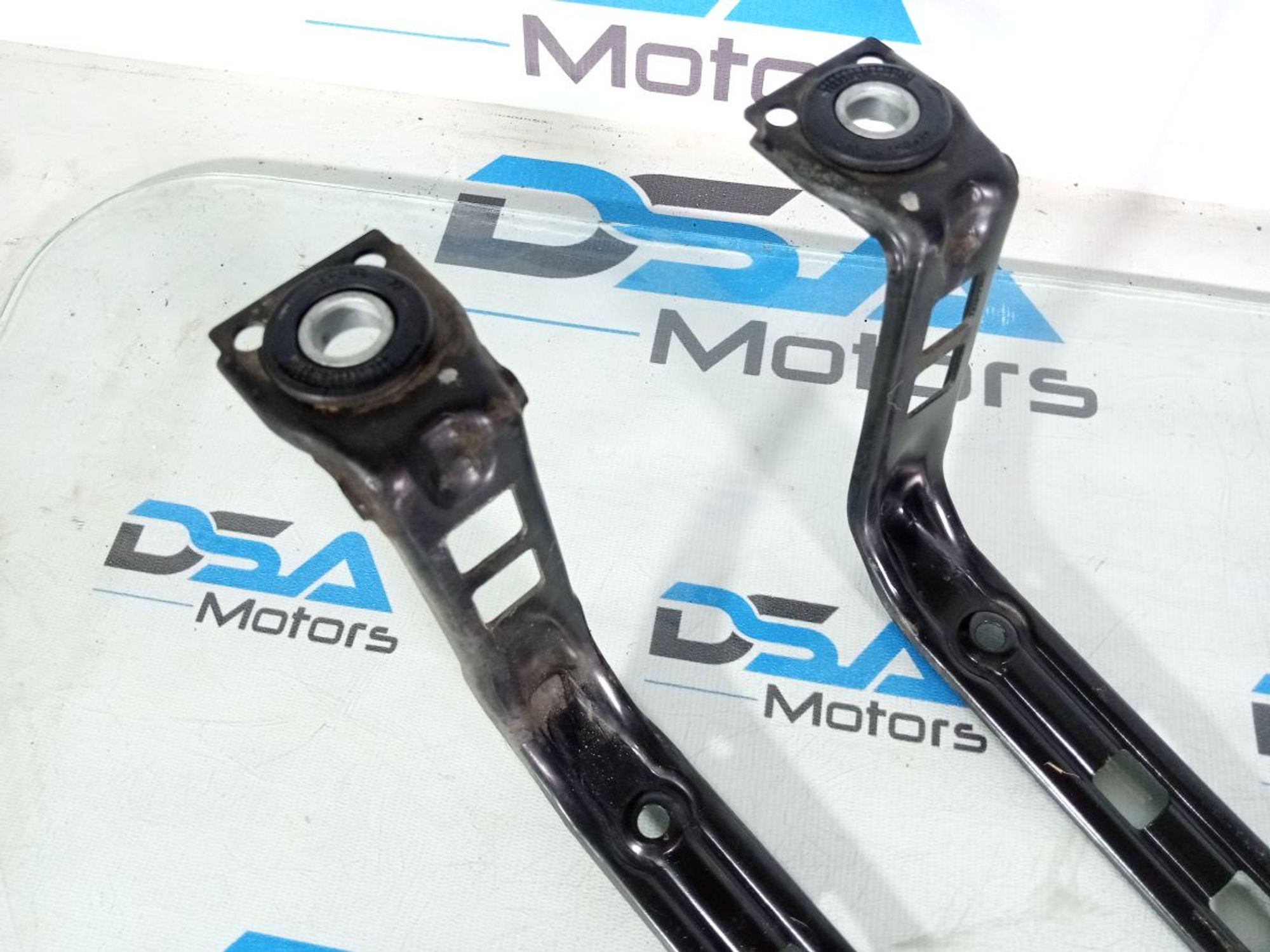 https://gcs.partsauto.market/rn-stockpro.appspot.com/thmbs/userImages/b7628e092085f1f91467af1afb6e7630/part/050006a2-8ca9-4fd1-a633-b06df0107dde_1746960176971.jpg