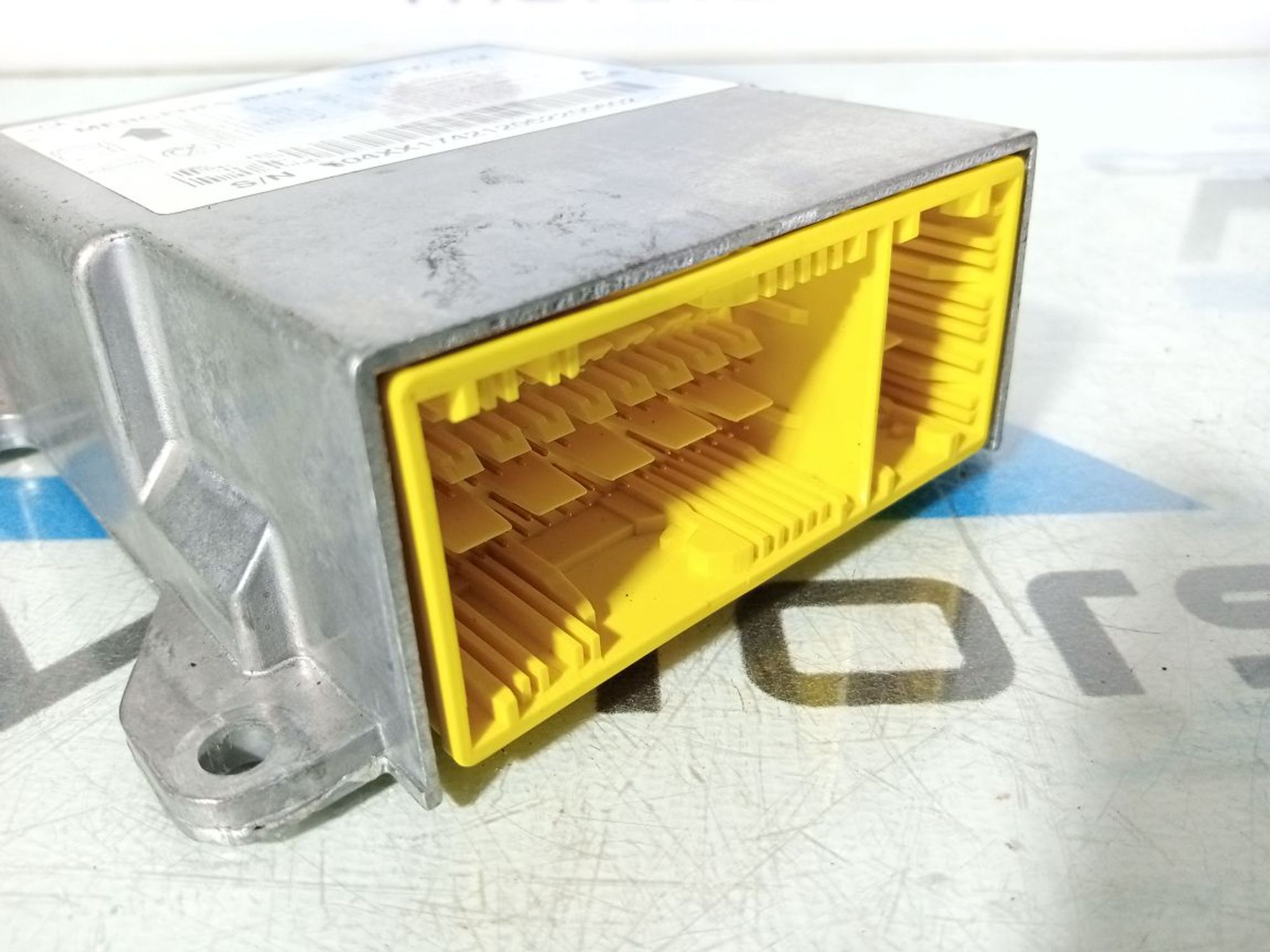 https://gcs.partsauto.market/rn-stockpro.appspot.com/thmbs/userImages/b7628e092085f1f91467af1afb6e7630/part/05a1a600-fcf8-40bb-9f28-7b48a052d832_1747338953267.jpg