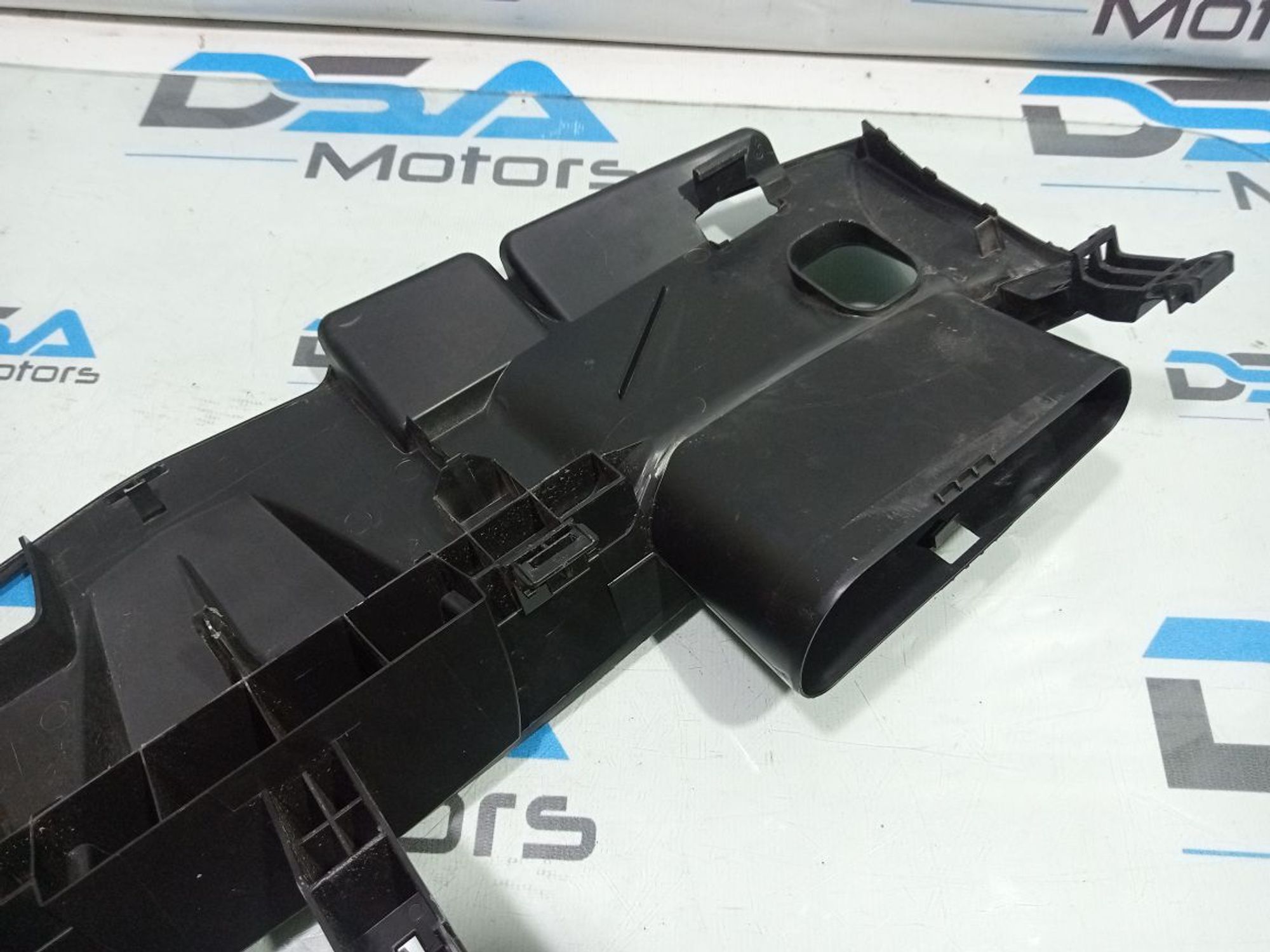 https://gcs.partsauto.market/rn-stockpro.appspot.com/thmbs/userImages/b7628e092085f1f91467af1afb6e7630/part/05f4caa0-5216-41f2-a4e3-86dd308d66fd_1748410637775.jpg