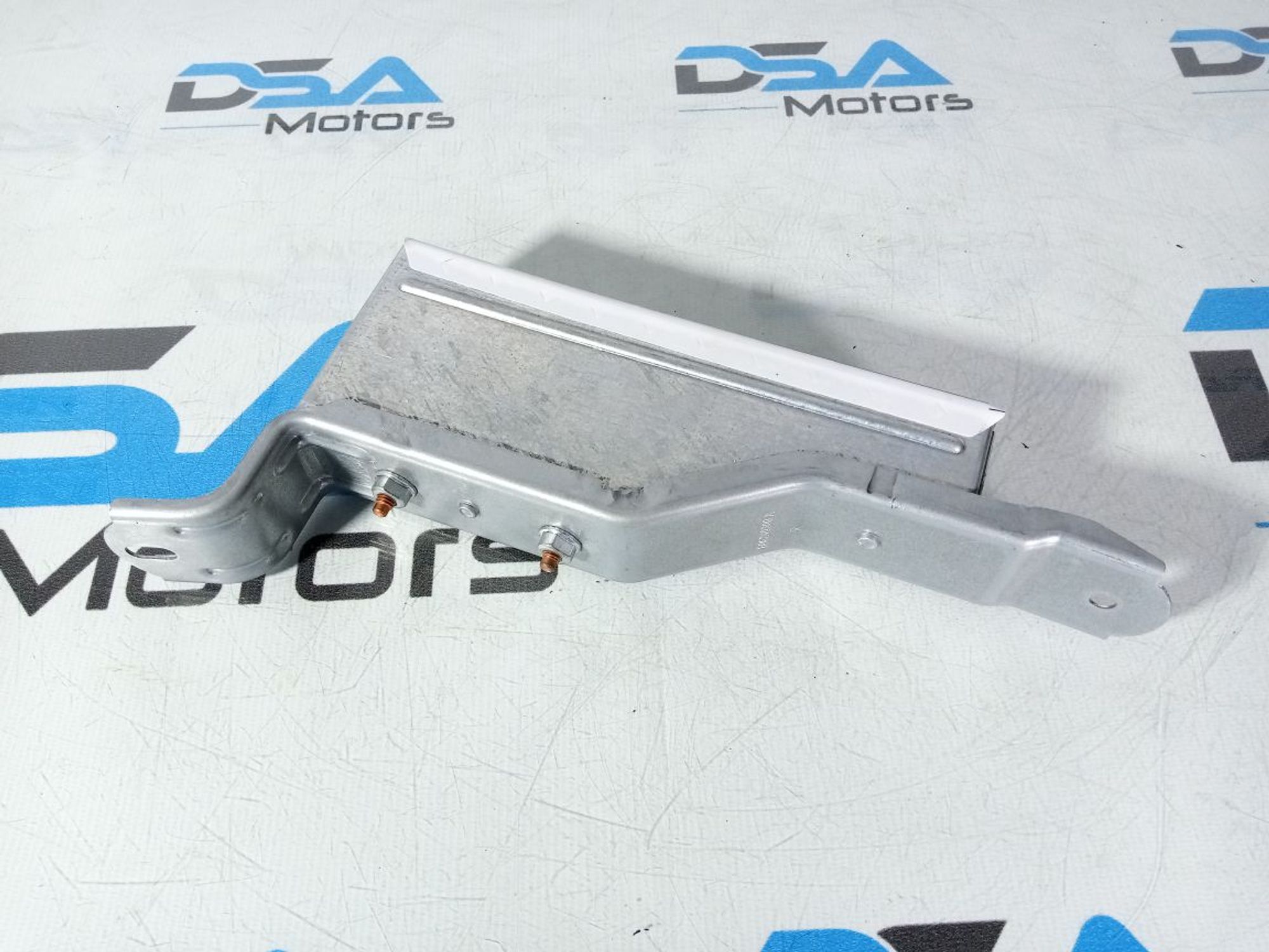 https://gcs.partsauto.market/rn-stockpro.appspot.com/thmbs/userImages/b7628e092085f1f91467af1afb6e7630/part/065cb843-19a3-4bb1-acb2-547c1694c2de_1745909480352.jpg