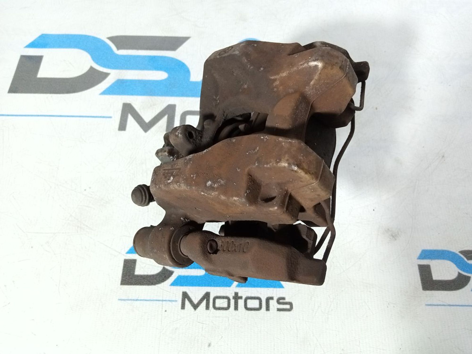 https://gcs.partsauto.market/rn-stockpro.appspot.com/thmbs/userImages/b7628e092085f1f91467af1afb6e7630/part/0692dcc7-1dbd-43f9-991a-ce7b43ab43fd_1747338108590.jpg