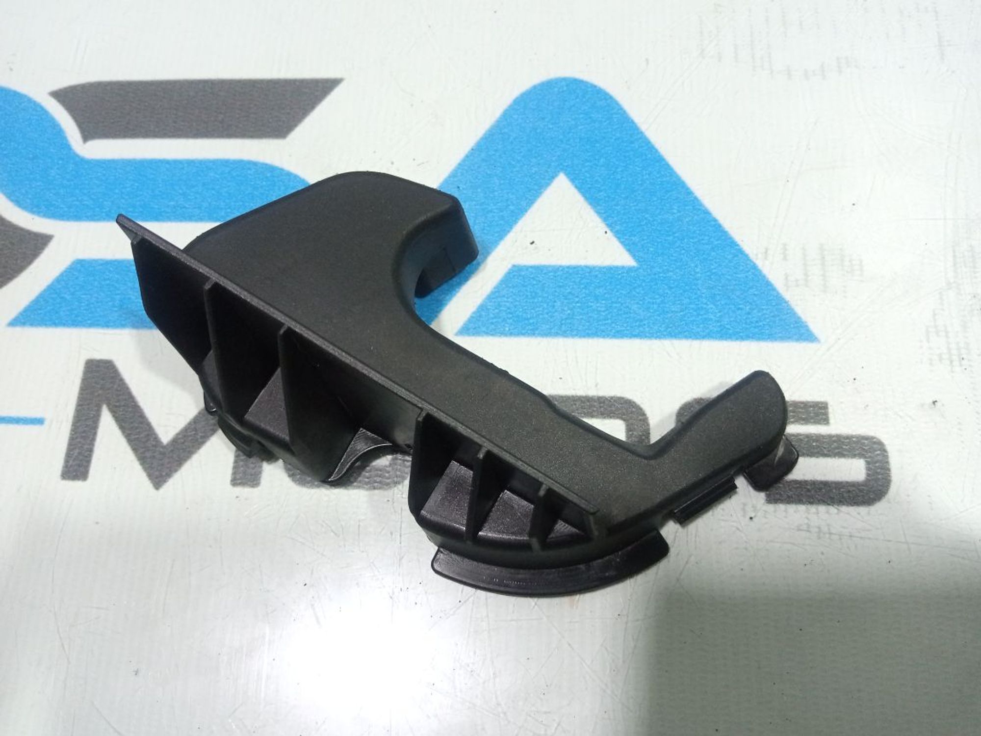 https://gcs.partsauto.market/rn-stockpro.appspot.com/thmbs/userImages/b7628e092085f1f91467af1afb6e7630/part/06e3dce0-a517-48ac-a6e0-65a67c96335c_1747896939506.jpg