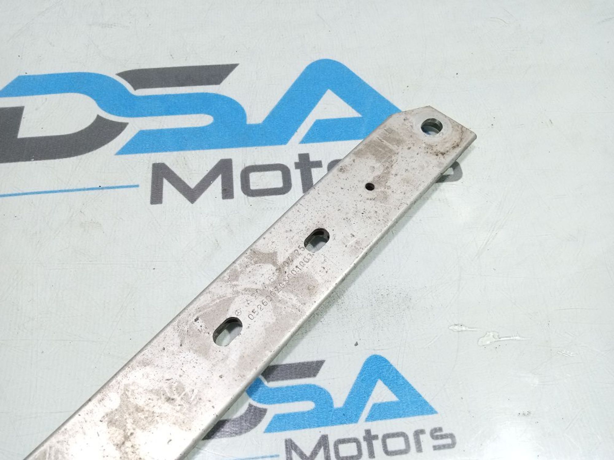 https://gcs.partsauto.market/rn-stockpro.appspot.com/thmbs/userImages/b7628e092085f1f91467af1afb6e7630/part/074608b3-03a1-42fe-9c25-ea7cb1fa2cf7_1748353930756.jpg