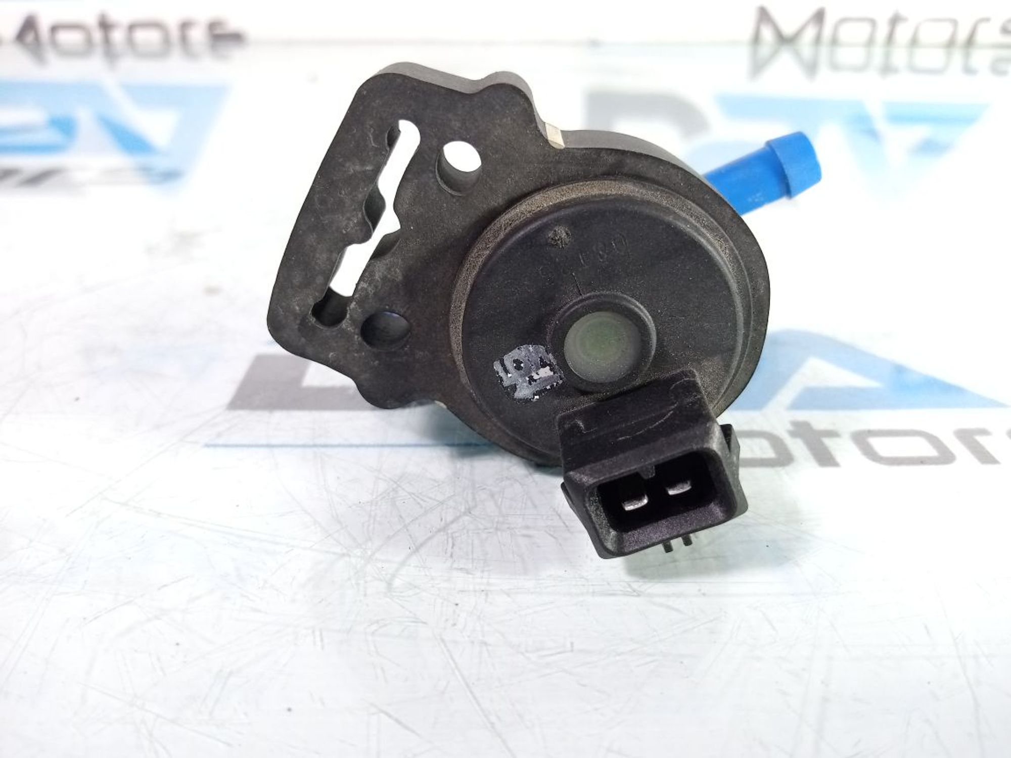 https://gcs.partsauto.market/rn-stockpro.appspot.com/thmbs/userImages/b7628e092085f1f91467af1afb6e7630/part/078bf815-4ef6-43ee-b85f-2ef32d69d816_1735216271540.jpg