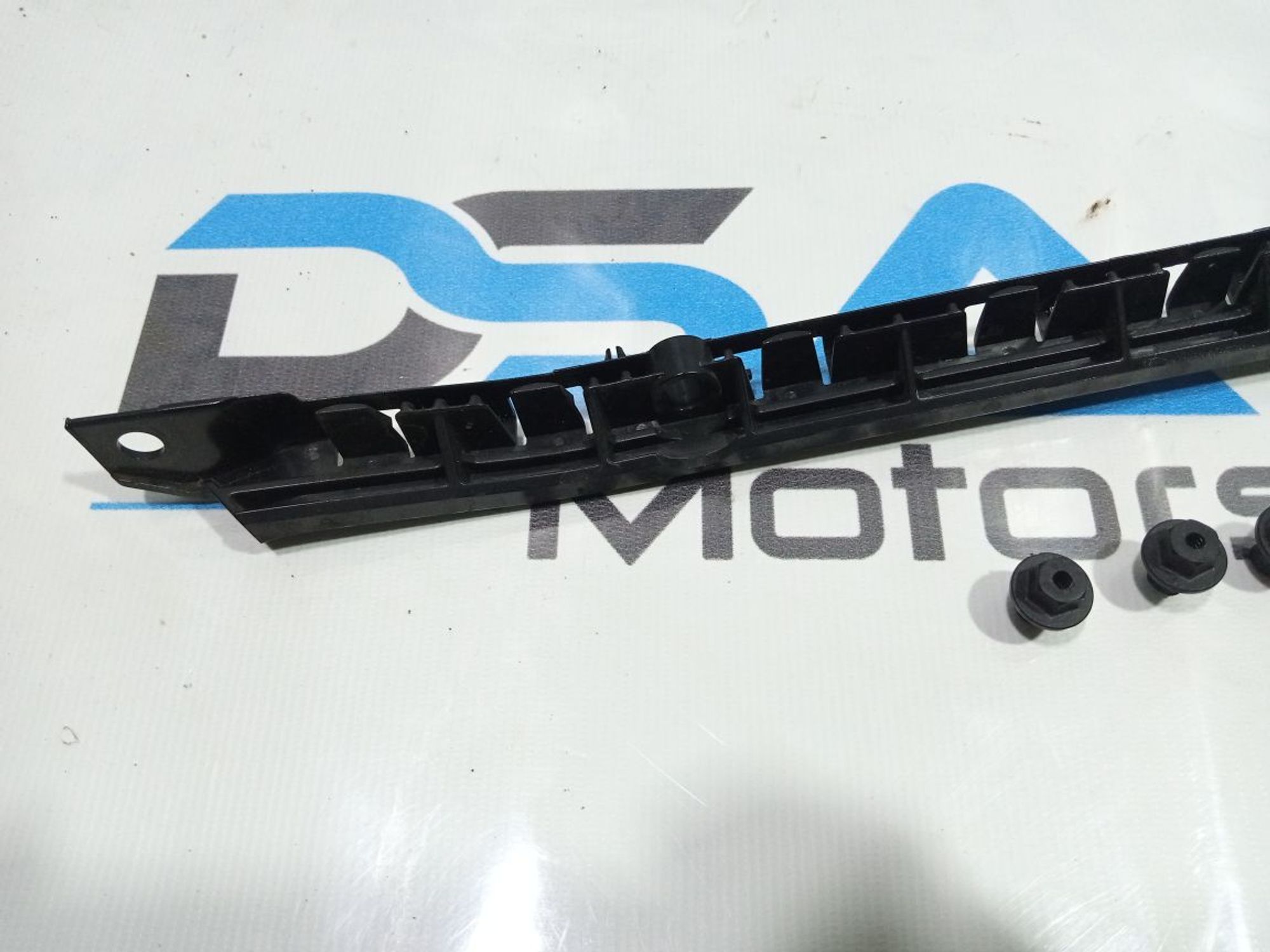 https://gcs.partsauto.market/rn-stockpro.appspot.com/thmbs/userImages/b7628e092085f1f91467af1afb6e7630/part/08a200ea-a04b-4e34-92be-2b3b1eb28ea1_1750097918338.jpg