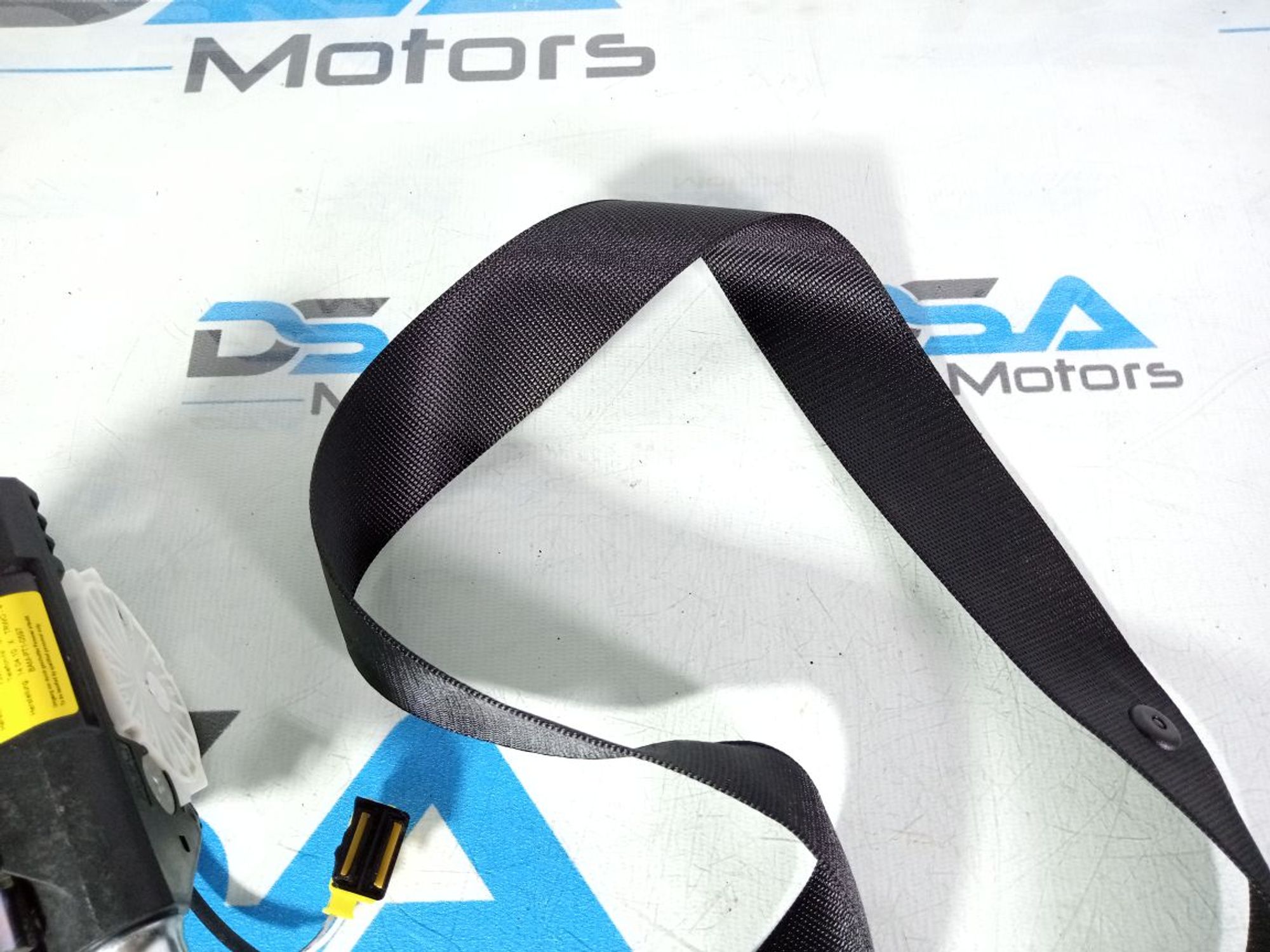 https://gcs.partsauto.market/rn-stockpro.appspot.com/thmbs/userImages/b7628e092085f1f91467af1afb6e7630/part/08db8f6f-8485-410e-8fca-3178557eaf38_1745404714050.jpg