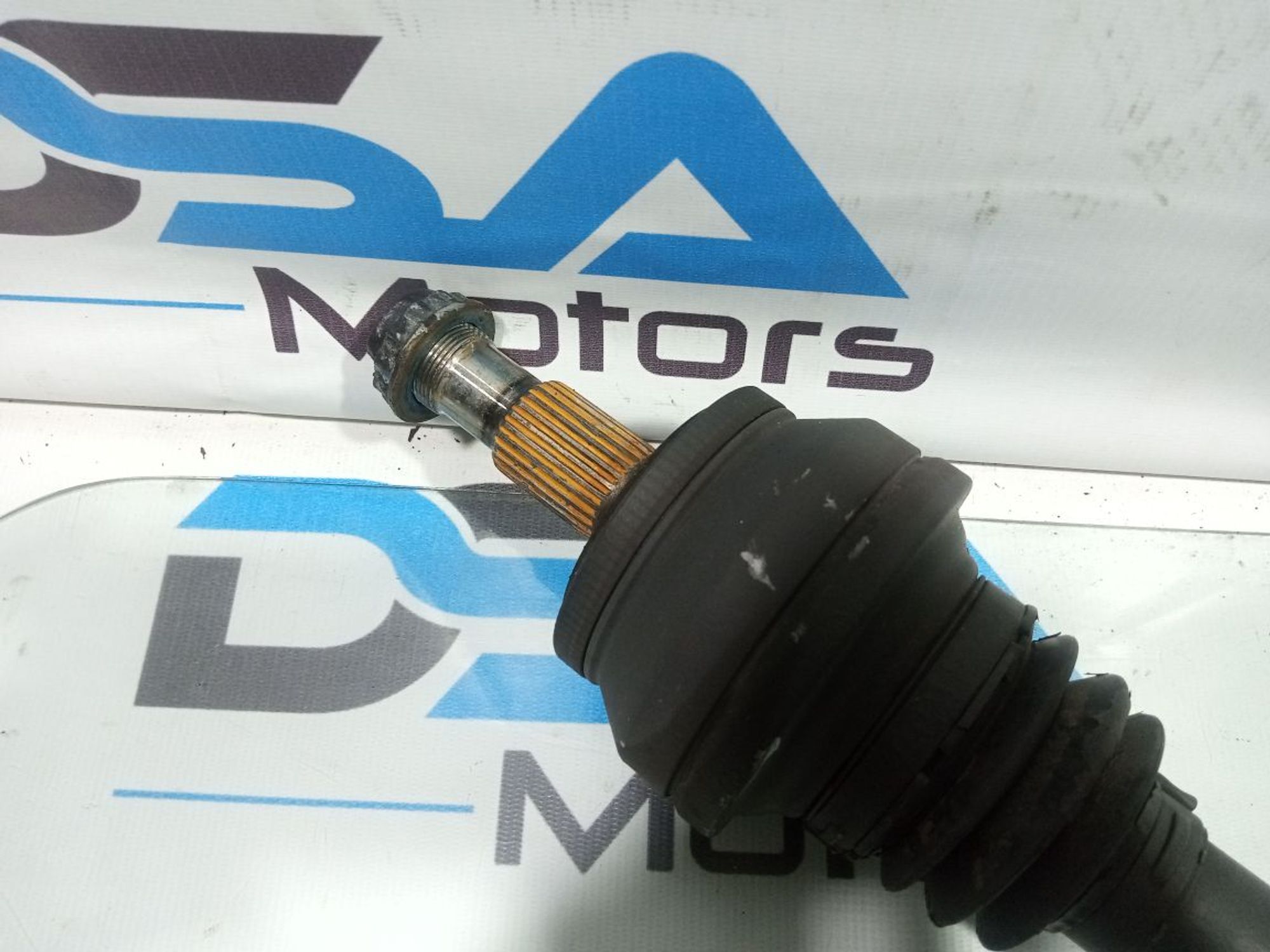https://gcs.partsauto.market/rn-stockpro.appspot.com/thmbs/userImages/b7628e092085f1f91467af1afb6e7630/part/09c9fcb2-ef01-4567-aca0-12fe25936920_1747897541189.jpg