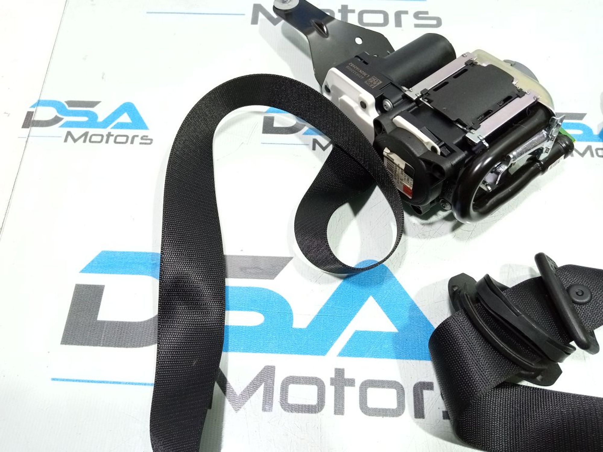 https://gcs.partsauto.market/rn-stockpro.appspot.com/thmbs/userImages/b7628e092085f1f91467af1afb6e7630/part/0a557c5f-dfb9-4376-925f-4b4e6c2baa10_1748160095845.jpg