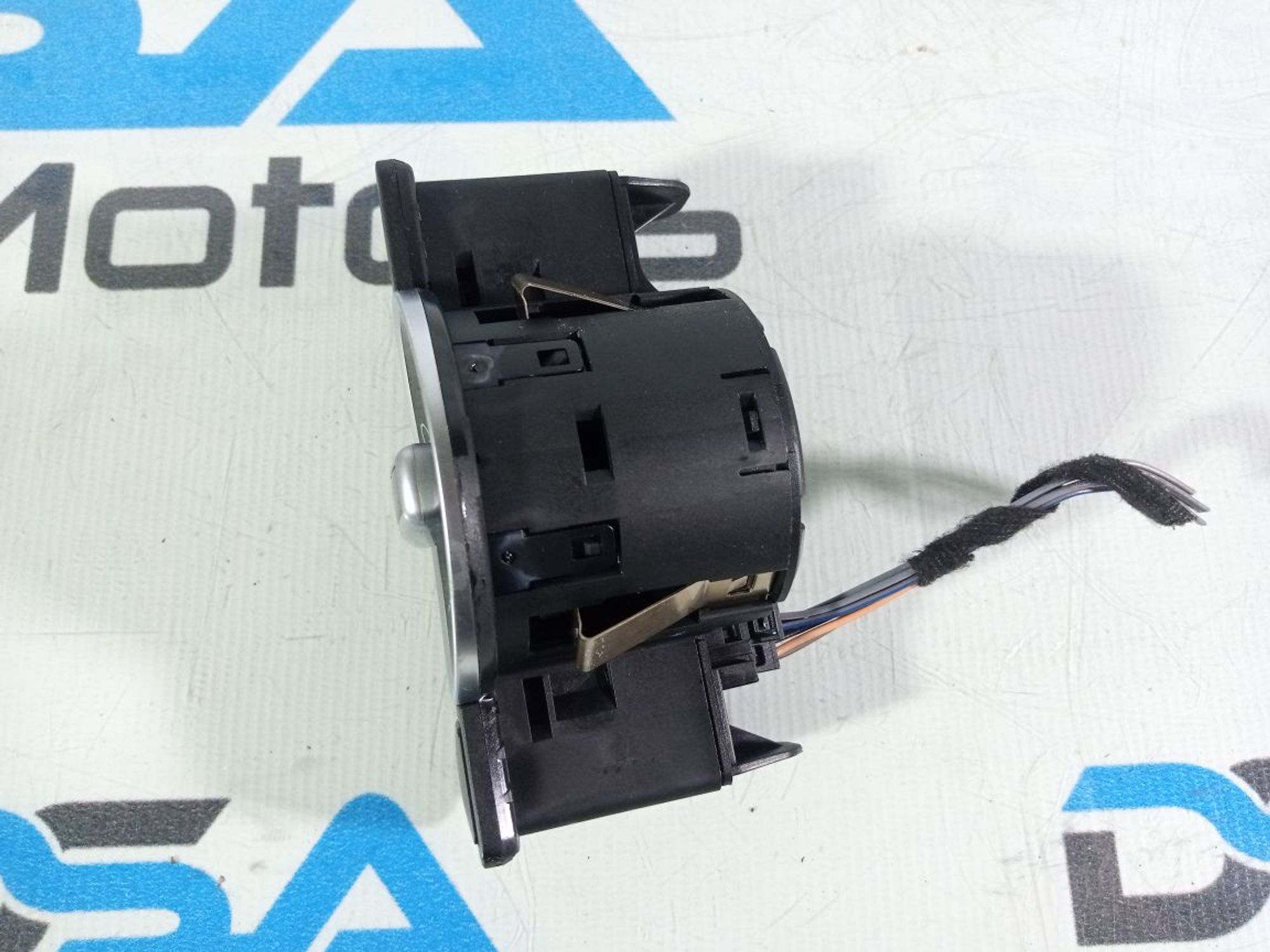 https://gcs.partsauto.market/rn-stockpro.appspot.com/thmbs/userImages/b7628e092085f1f91467af1afb6e7630/part/0a574a94-da6a-47d6-a0ac-3b1530a9b175_1742284257725.jpg
