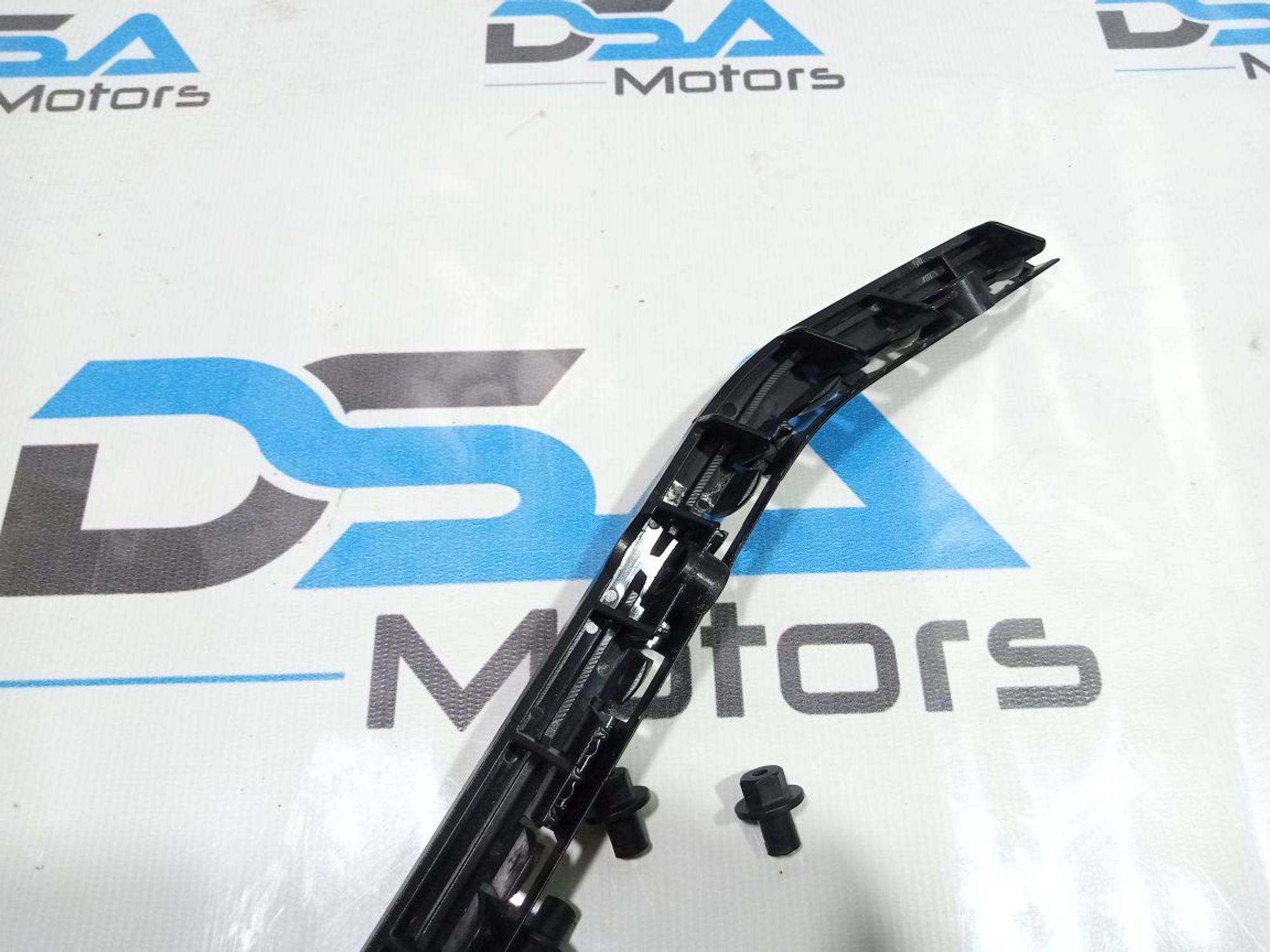 https://gcs.partsauto.market/rn-stockpro.appspot.com/thmbs/userImages/b7628e092085f1f91467af1afb6e7630/part/0a583e82-ffe3-44b2-b2a4-47c9197fbc2b_1750098020567.jpg
