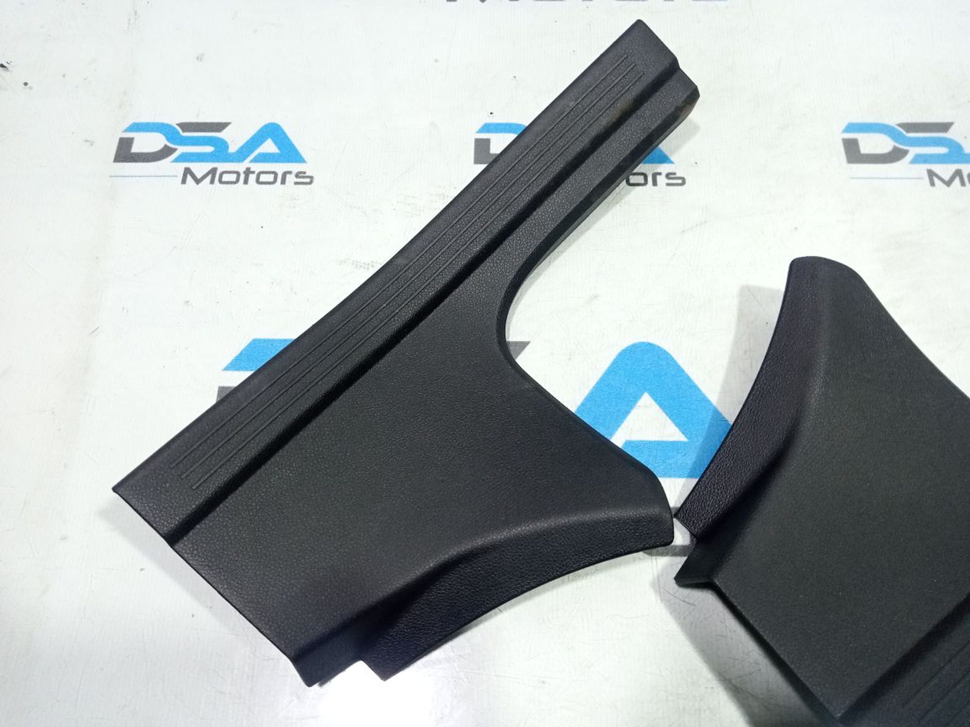 https://gcs.partsauto.market/rn-stockpro.appspot.com/thmbs/userImages/b7628e092085f1f91467af1afb6e7630/part/0a610b40-3811-4a81-ad27-14f515ceefad_1748891122235.jpg
